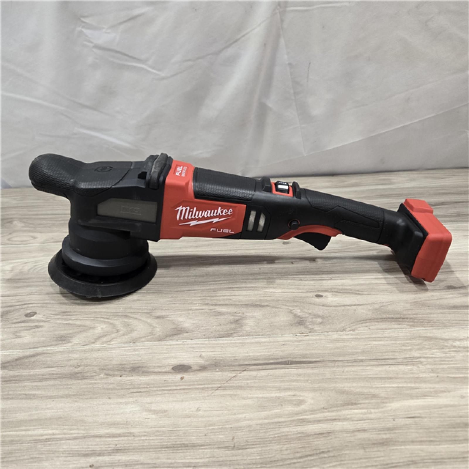 AS-IS Milwaukee M18 FUEL18V Cordless 15MM DA Polisher (Tool-Only)