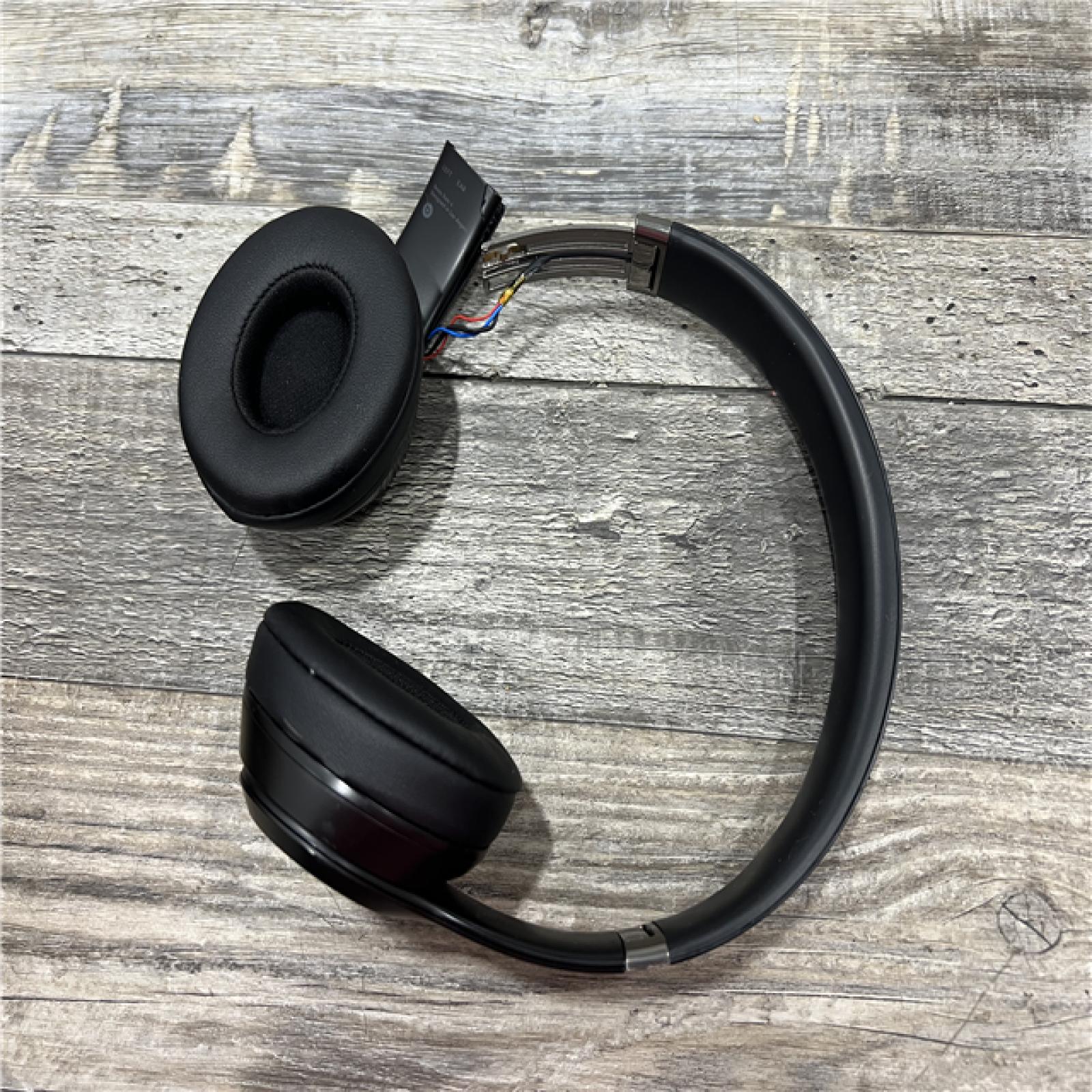 AS-IS Beats Solo 4 Bluetooth Wireless On-Ear Headphones