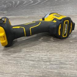 AS-IS DEWALT Atomic 20V Max Lithium-Ion Brushless Cordless Compact 1/4 in. Impact Driver Kit