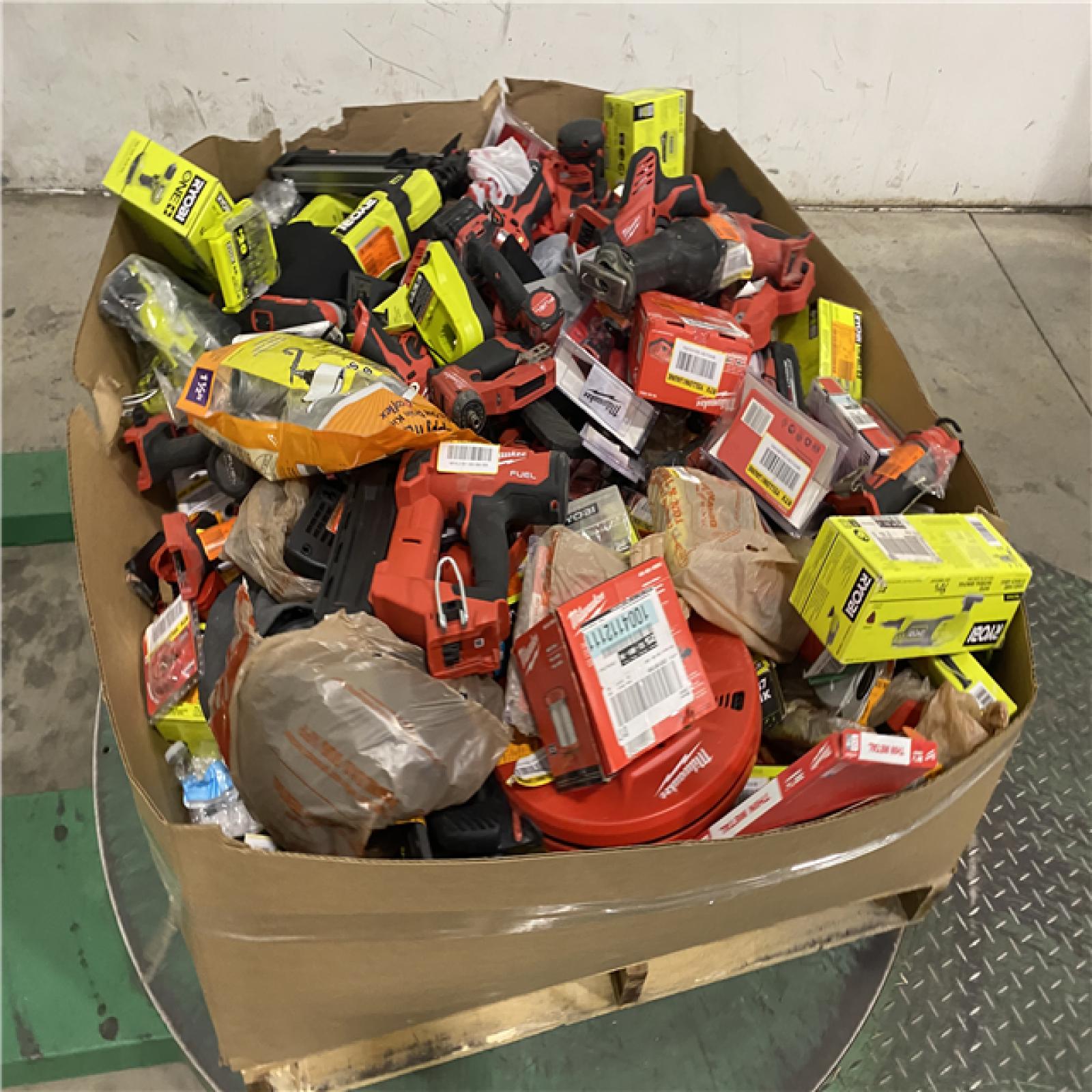 Dallas Location - As-Is Tool Pallet