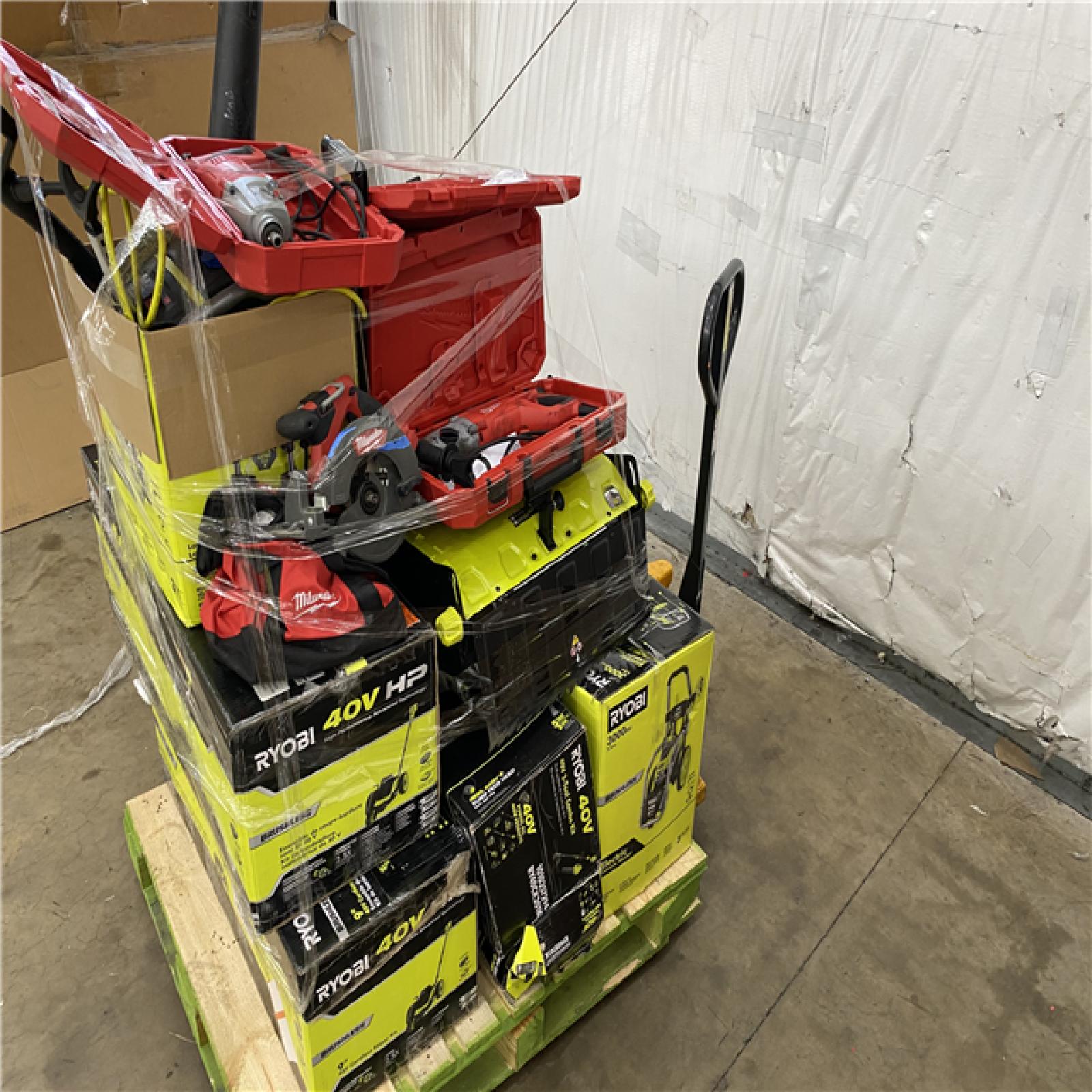 Houston Location AS IS - Tool Pallet