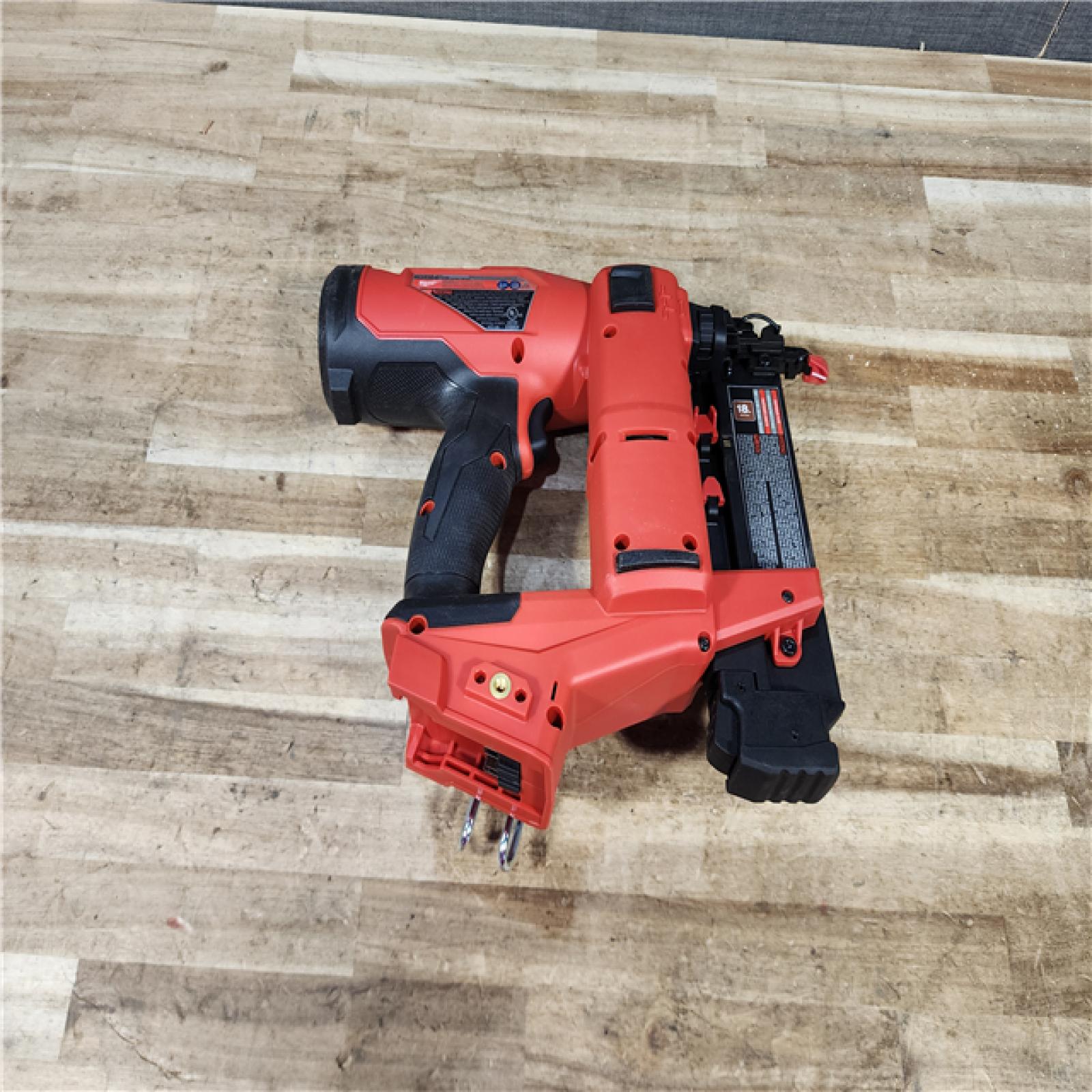 HOUSTON LOCATION - AS - IS Milwaukee FUEL 18-Volt Lithium-Ion Brushless Cordless Gen II 18-Gauge Brad Nailer (Tool-Only)