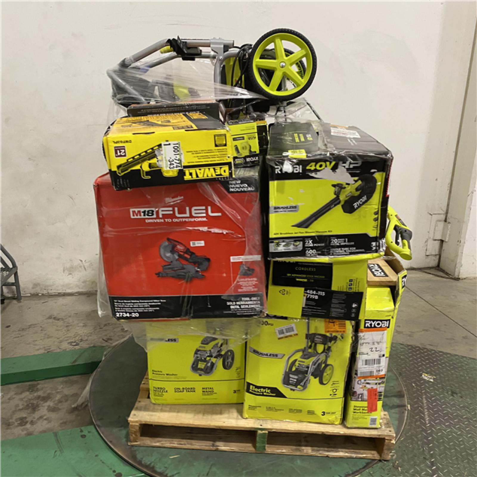 Dallas Location - As-Is Tool Pallet