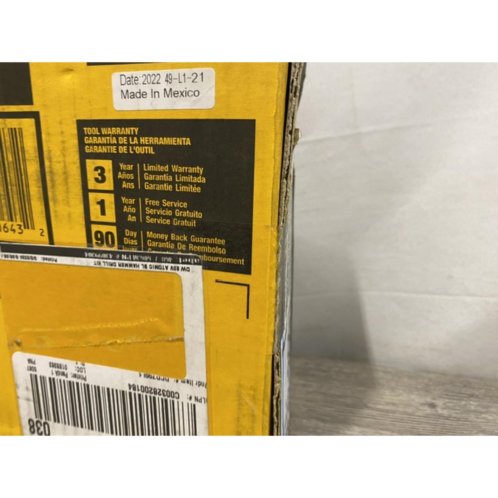 NEW- DeWalt ATOMIC 20-Volt Lithium-Ion Cordless 1/2 in. Compact Hammer Drill with 3.0Ah Battery  Charger and Bag