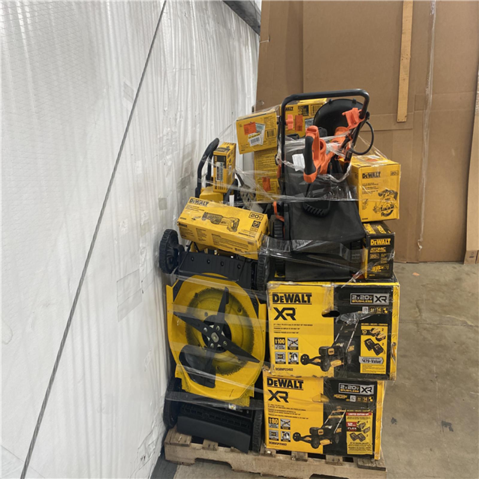 Houston Location AS IS - Tool Pallet