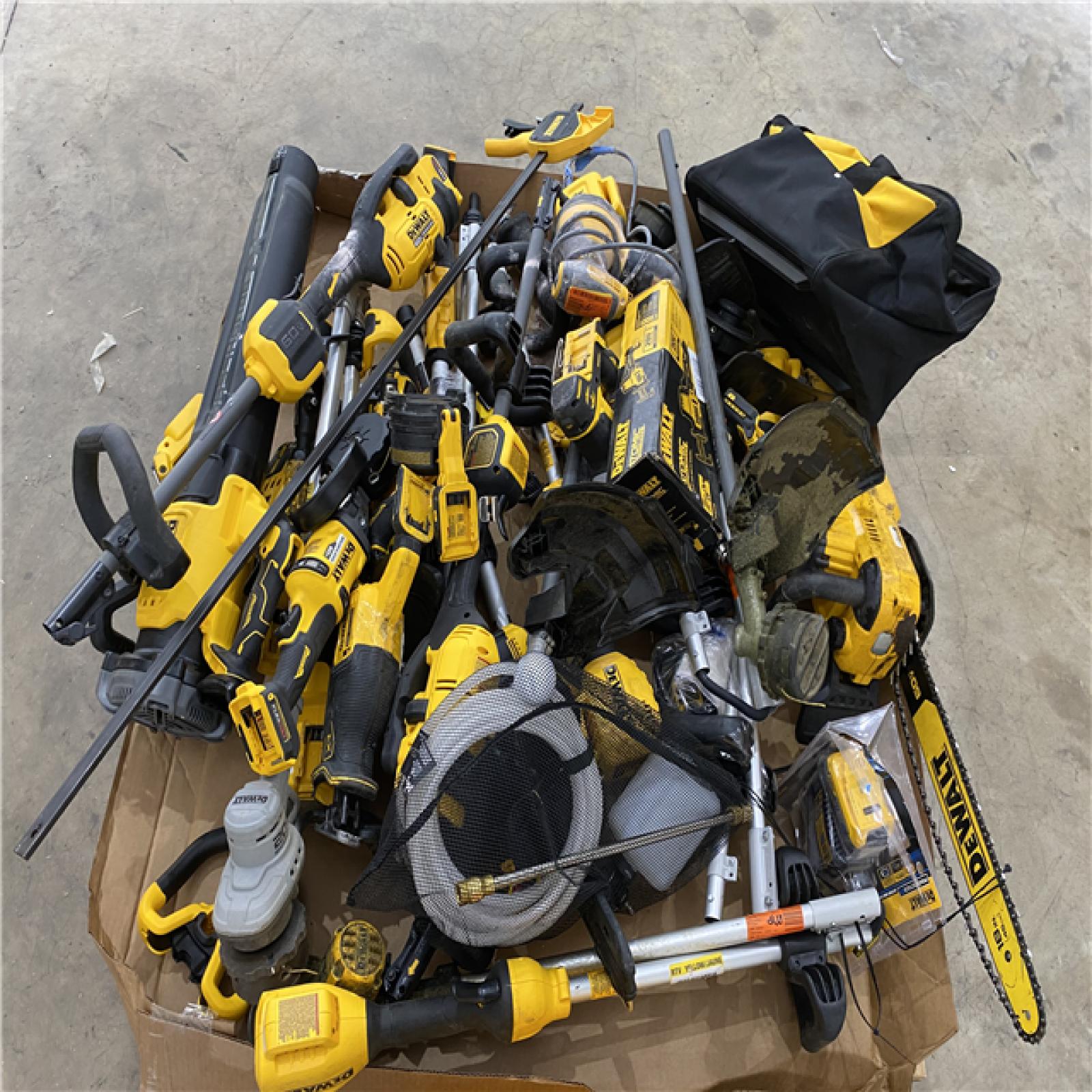 Houston Location AS IS - Tool Pallet