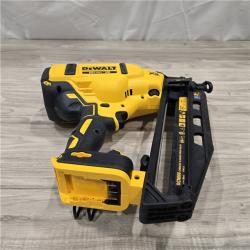 AS-IS DeWalt 20V 16 Gauge Cordless Angled Finish Nailer Kit