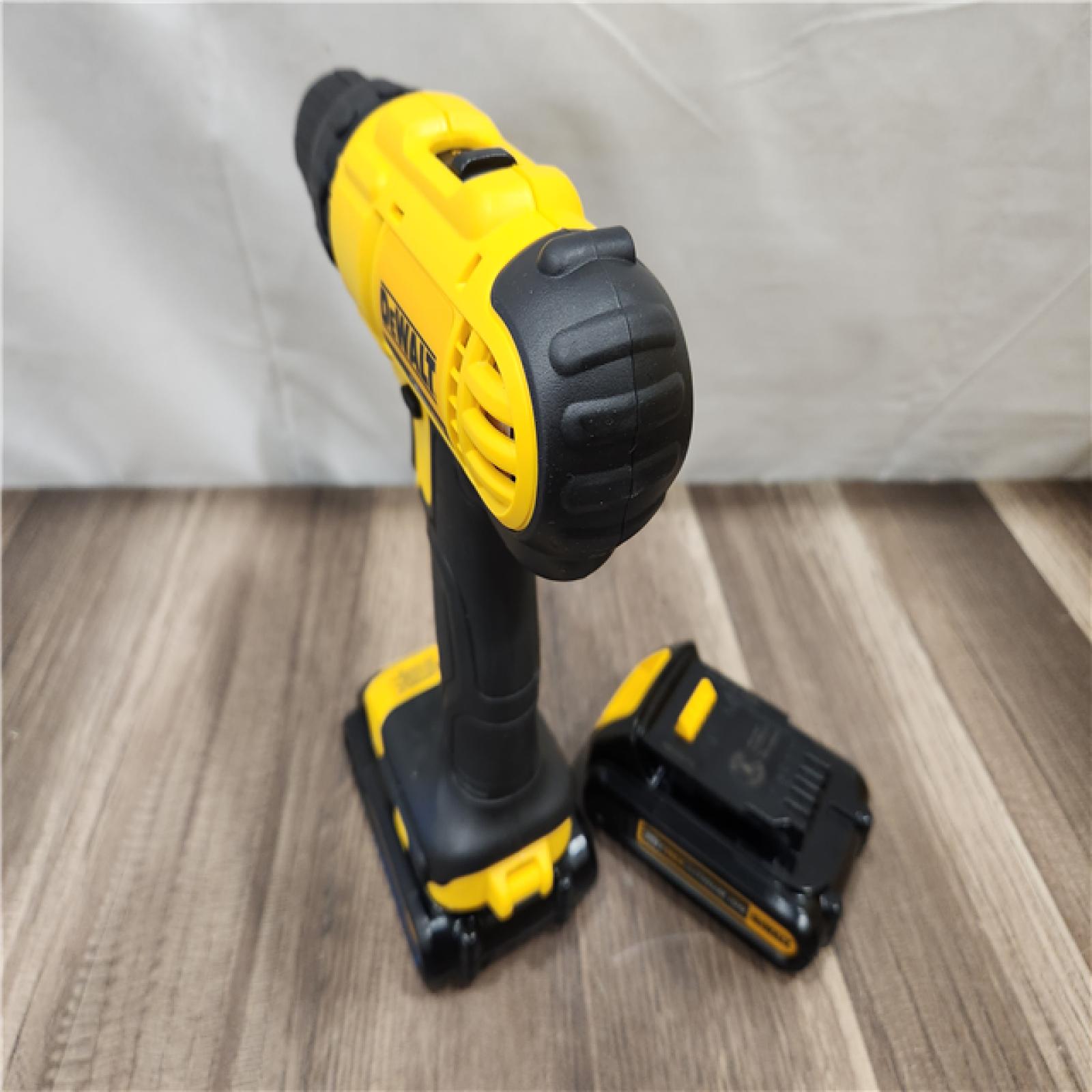 AS-IS- DEWALT 20V MAX Cordless 1/2 in. Drill/Driver Kit (2) 20V 1.5Ah Batteries  Charger and Bag