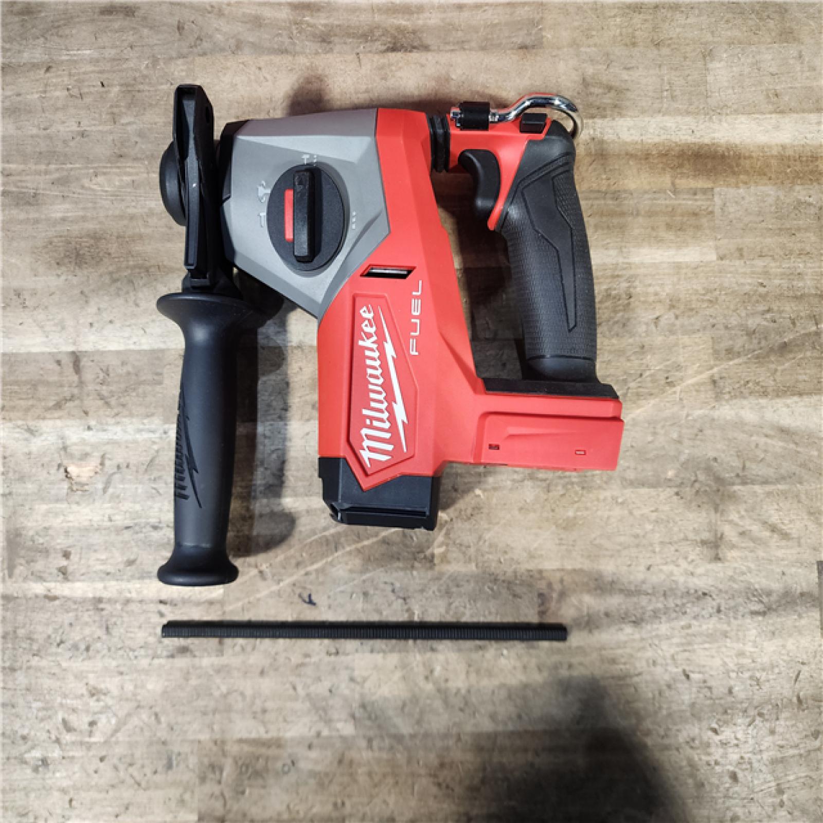 HOUSTON LOCATION - AS-IS Milwaukee M18 FUEL 18V Lithium-Ion Brushless Cordless 5/8 in. SDS-Plus Rotary Hammer (Tool-Only)