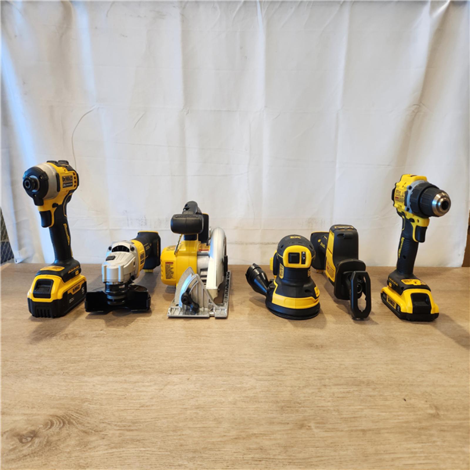 AS-IS- DEWALT 20V Lithium-Ion Cordless 6-Tool Combo Kit with 5.0 Ah and 2.0 Ah Batteries  Charger and Tough System 2.0 Rolling Toolbox