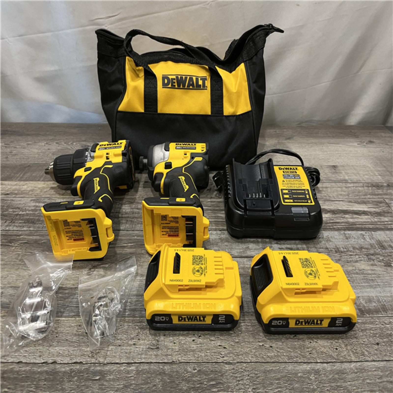 AS-IS DEWALT ATOMIC 20-Volt MAX Lithium-Ion Cordless Combo Kit