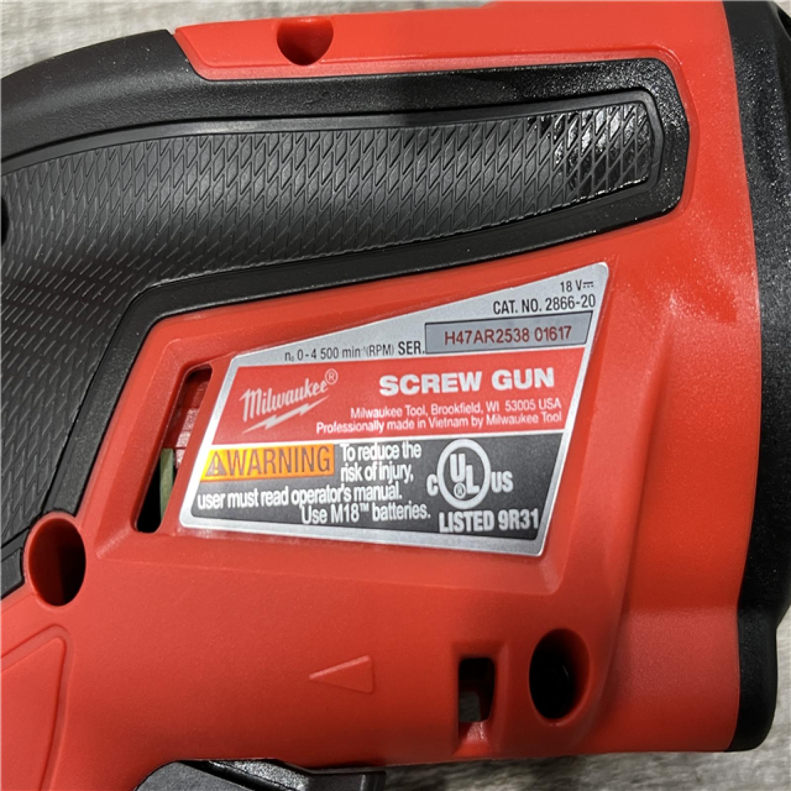 AS-IS Milwaukee FUEL 18V Lithium-Ion Brushless Cordless Drywall Screw Gun Kit