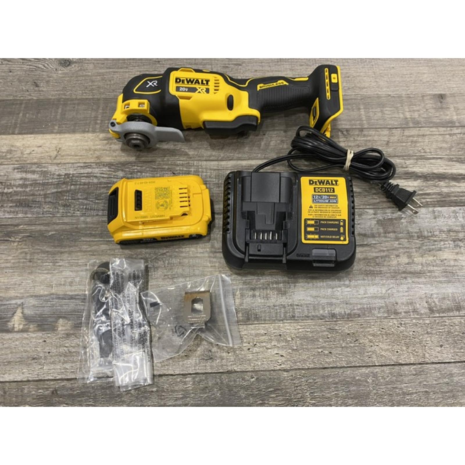 AS-IS DEWALT 20V MAX XR Cordless Brushless 3-Speed Oscillating Multi Tool Kit