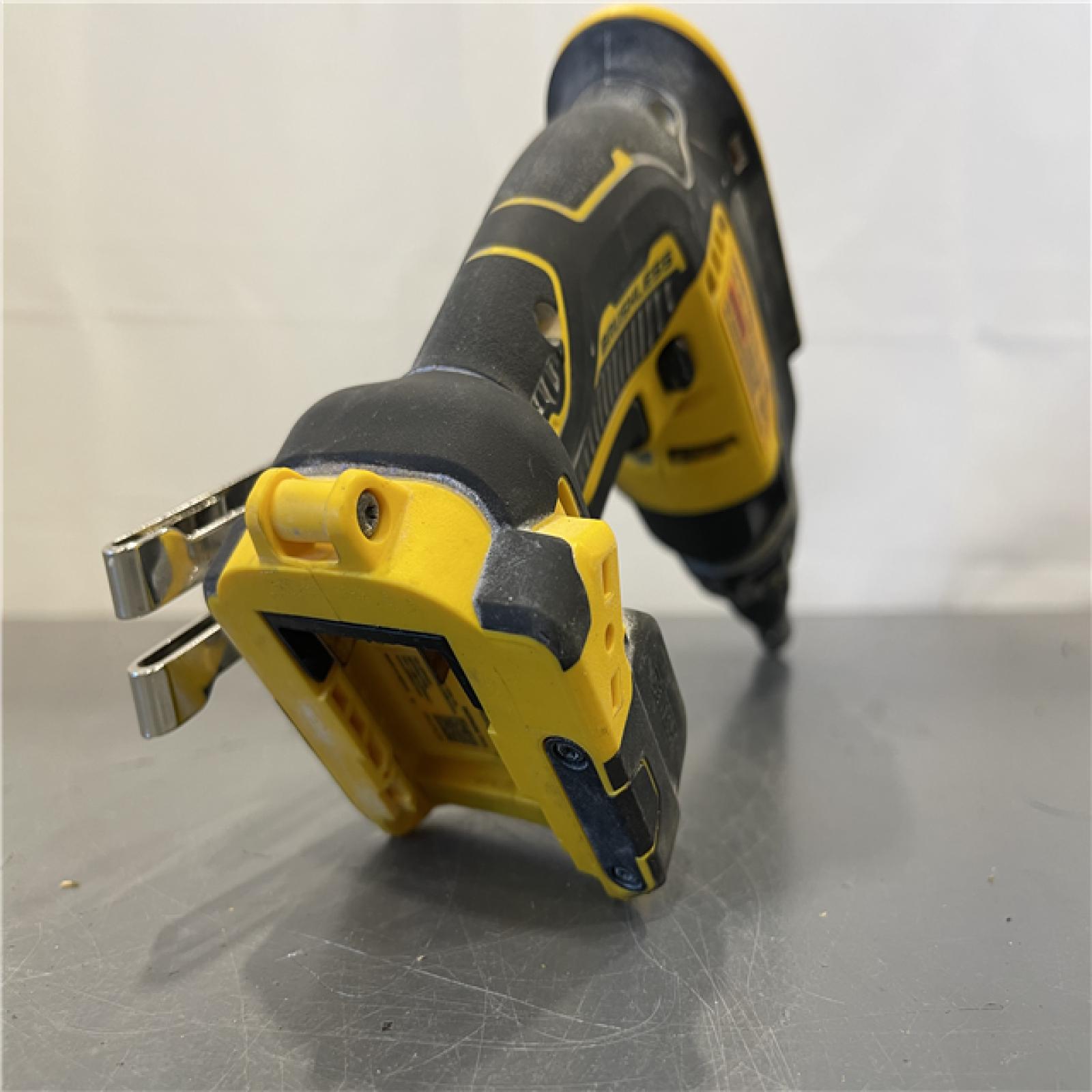 AS-IS - DeWalt 20V MAX XR Brushless Cordless Drywall Screw Gun Tool Only
