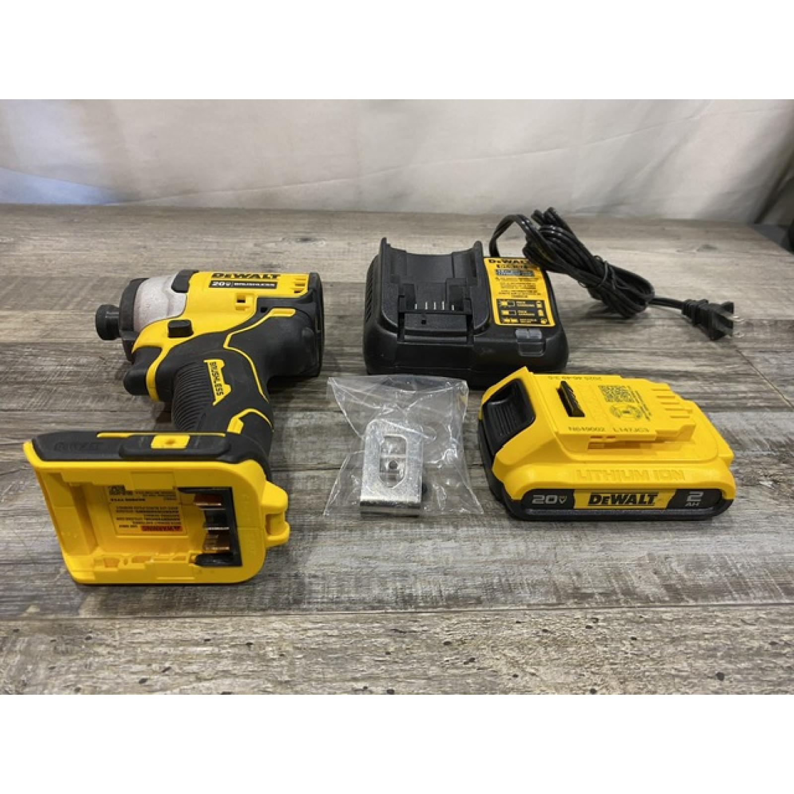 AS-IS DEWALT Atomic 20V Max Lithium-Ion Brushless Cordless Compact 1/4 in. Impact Driver Kit