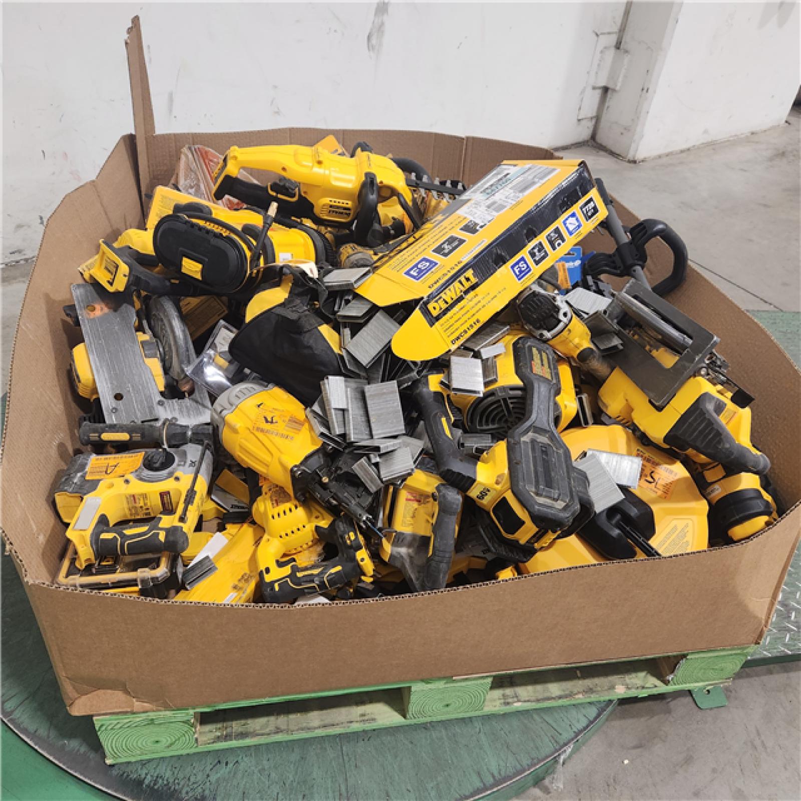 Dallas Location - As-Is DEWALT Tool Pallet