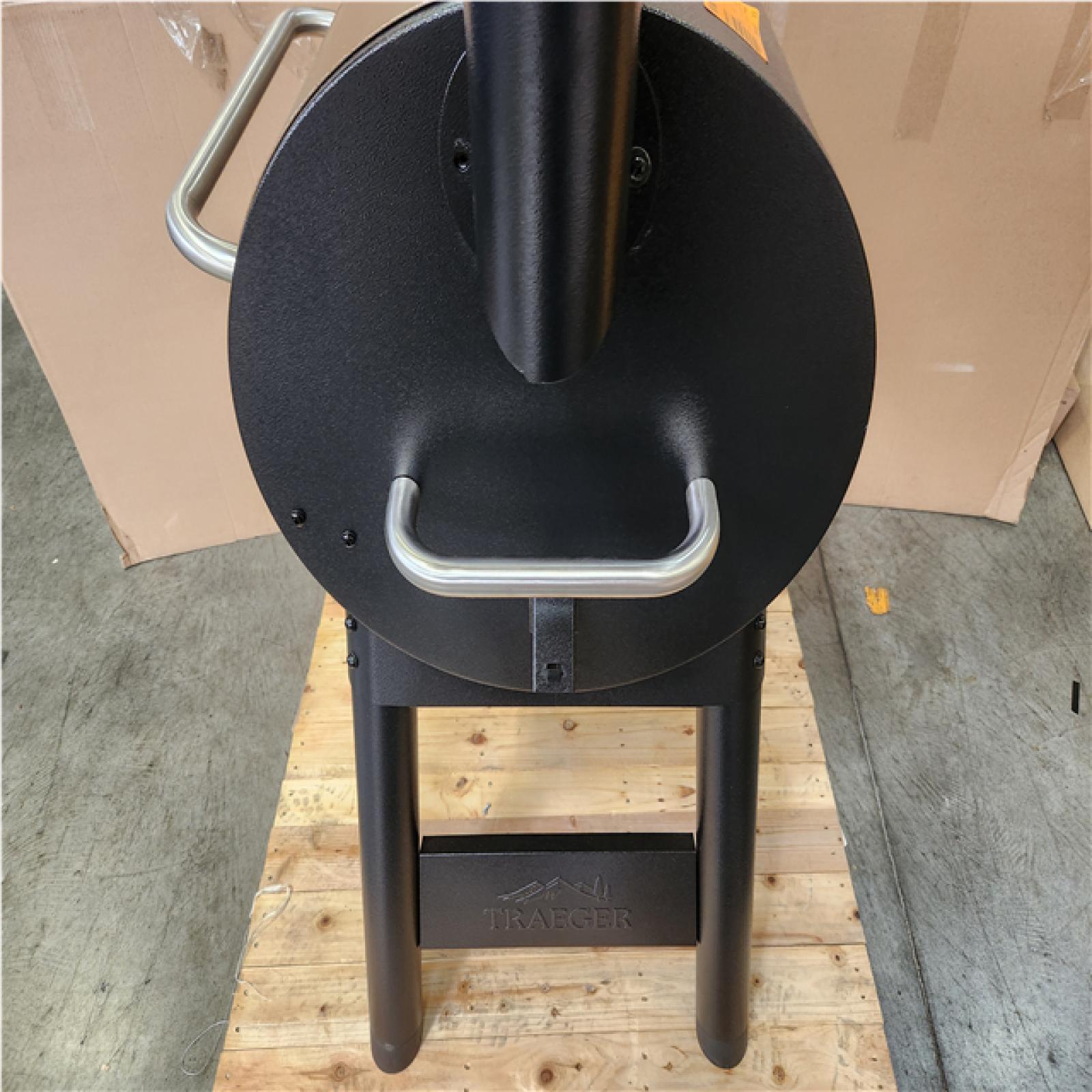 Phoenix Traeger Pro 22 BBQ Wood Pellet Grill and Smoker in Bronze