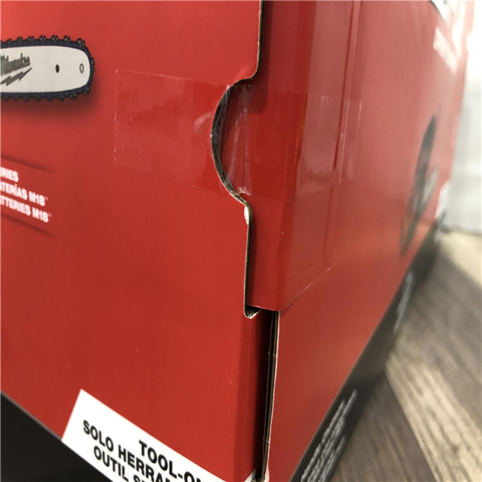 NEW- Milwaukee  FUEL 14 in. 18V Lithium-Ion Brushless Cordless Battery Top Handle Chainsaw (Tool Only)