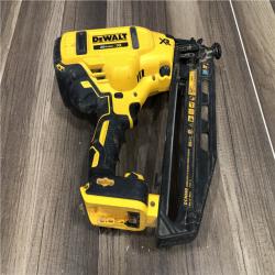 AS-IS DEWALT 20V MAX XR 16-Gauge Electric Cordless Angled Finishing Nailer Kit