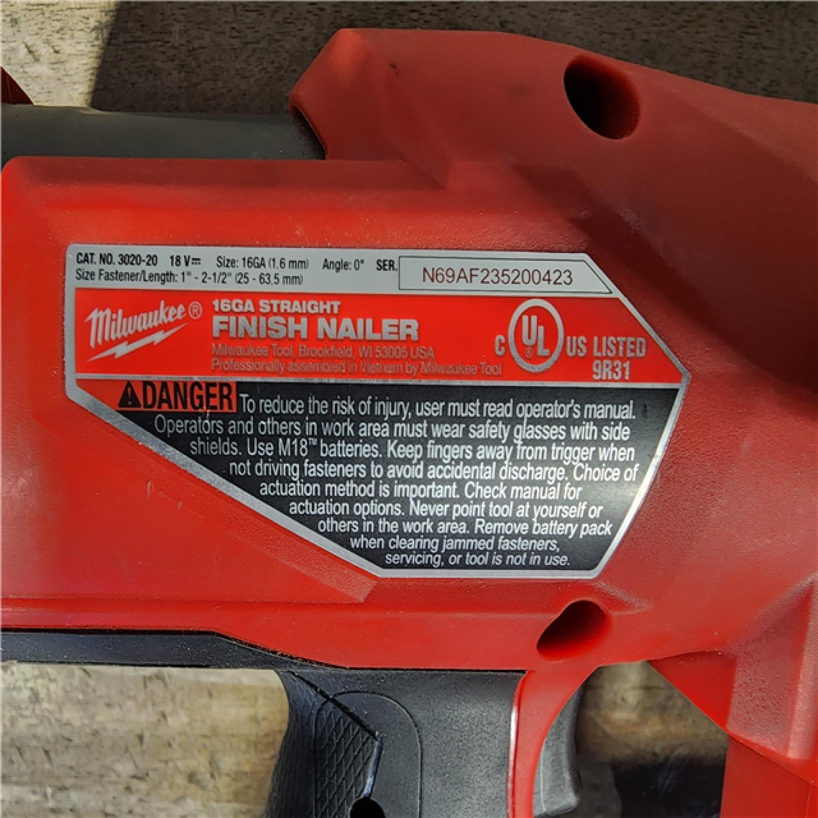 HOUSTON LOCATION - AS-IS MILWAUKEE 16 GAUGE STRAIGHT FINISH NAILER (TOOL ONLY)