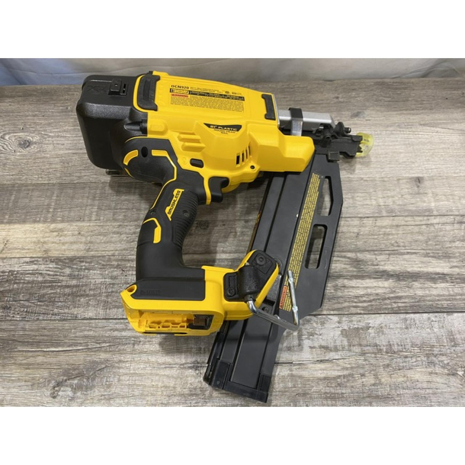 AS-IS DEWALT 20-Volt 21° Cordless Framing Nailer (Tool-Only)