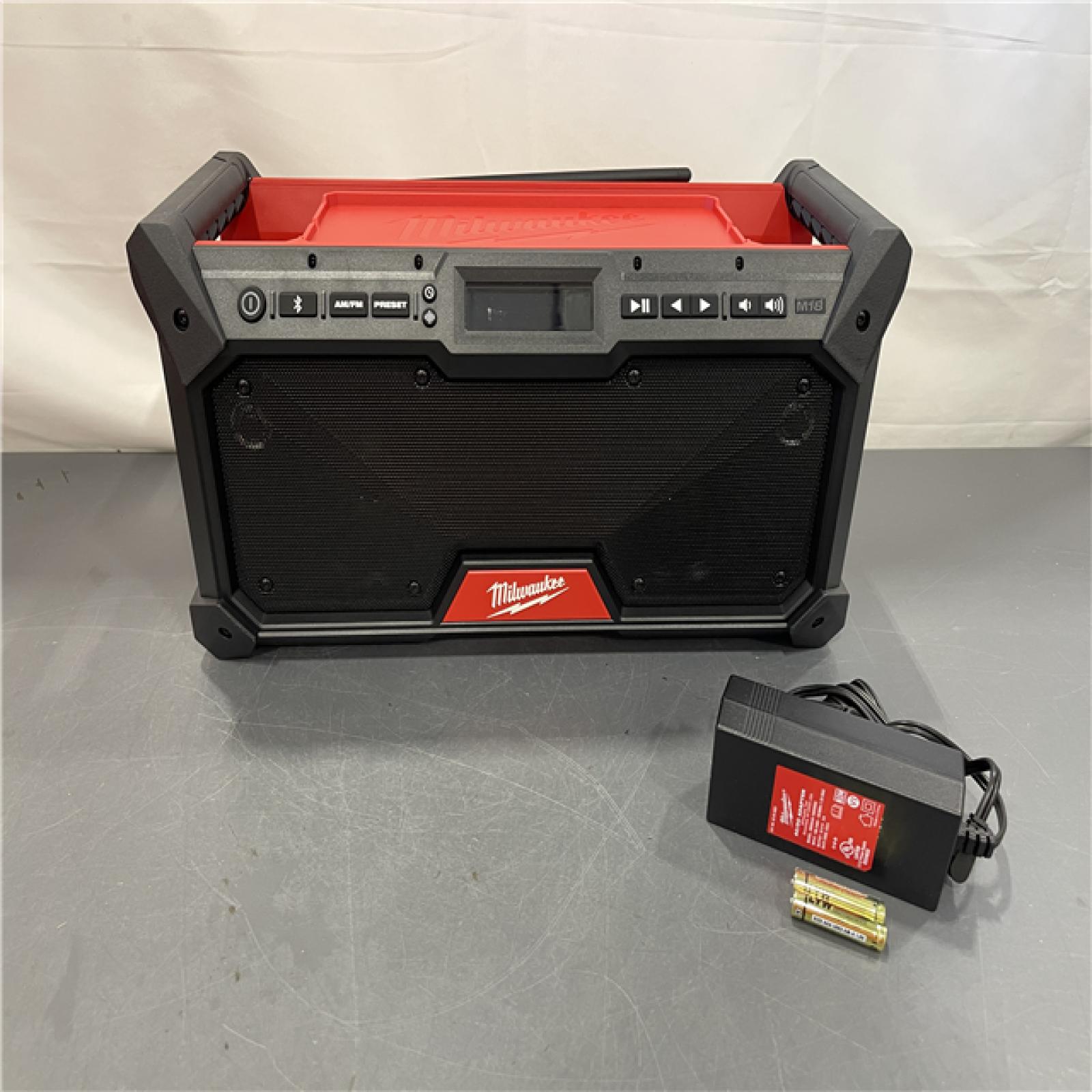 AS-IS - Milwaukee M18 Bluetooth Jobsite Radio