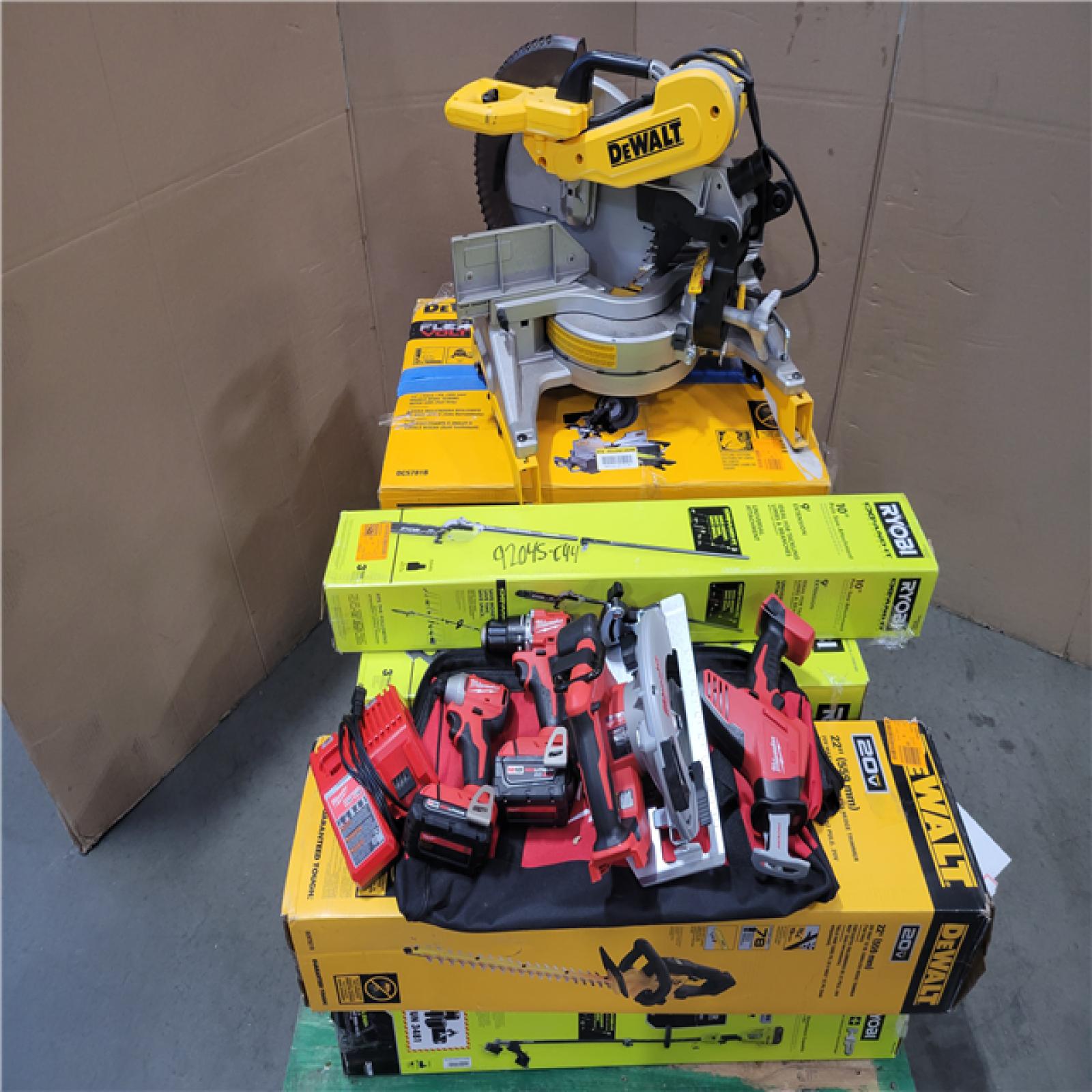 CALIFORNIA AS-IS TOOL PALLET