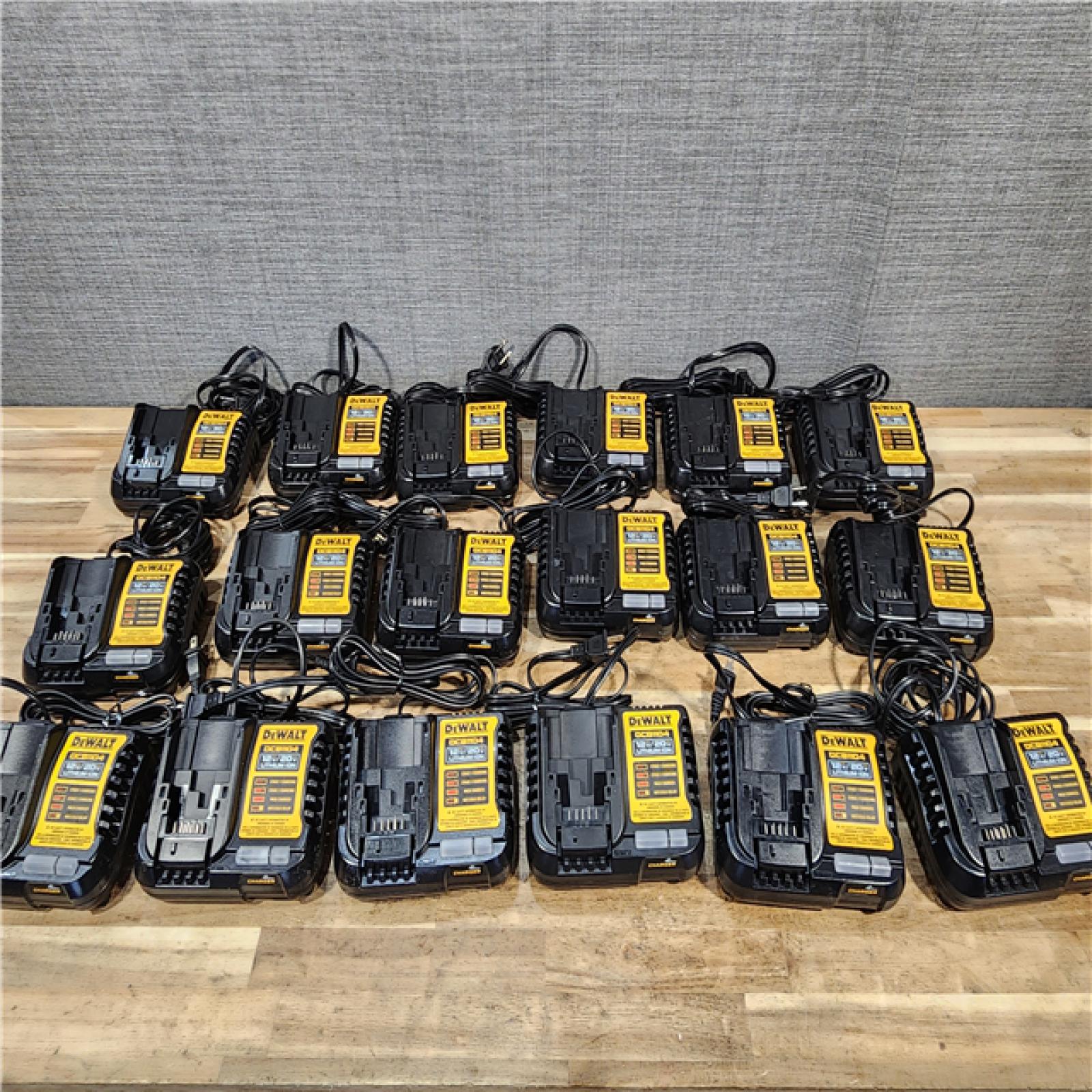 HOUSTON LOCATION - AS - IS DEWALT BATTERY CHARGER PACK QTY - 18