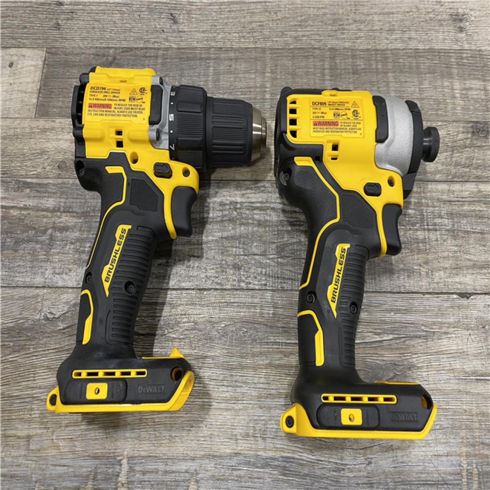 AS-IS DEWALT ATOMIC 20-Volt MAX Lithium-Ion Cordless Combo Kit