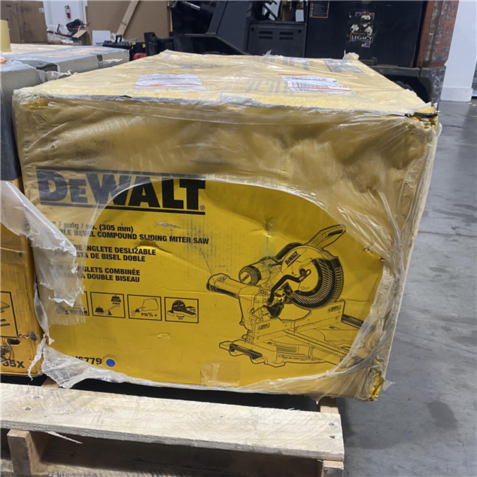 Dallas Location - NEW-	DEWALT 15 Amp Corded 12 in. Double Bevel Sliding Compound Miter Saw
