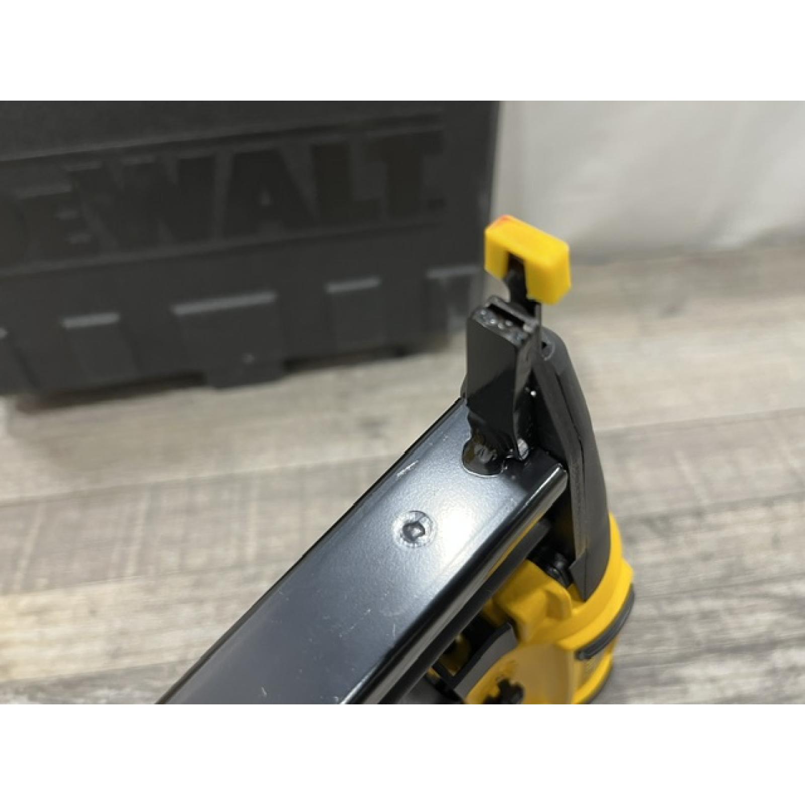 NEW - DEWALT Pneumatic 18-Gauge 1/4 in. Crown Corded Stapler