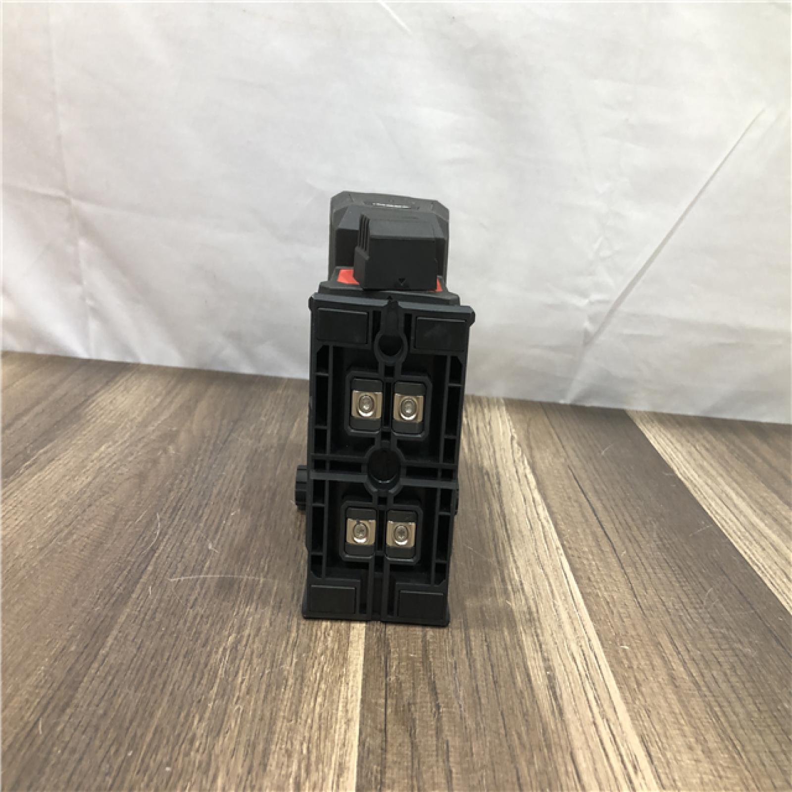 AS-IS Milwaukee 100 ft. REDLITHIUM Lithium-Ion USB Green Rechargeable Cross Line Laser Level with Charger