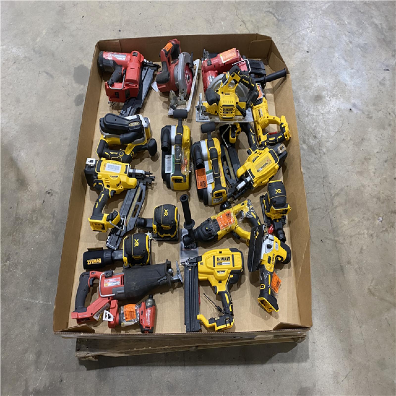 Houston Location AS IS - Tool Pallet