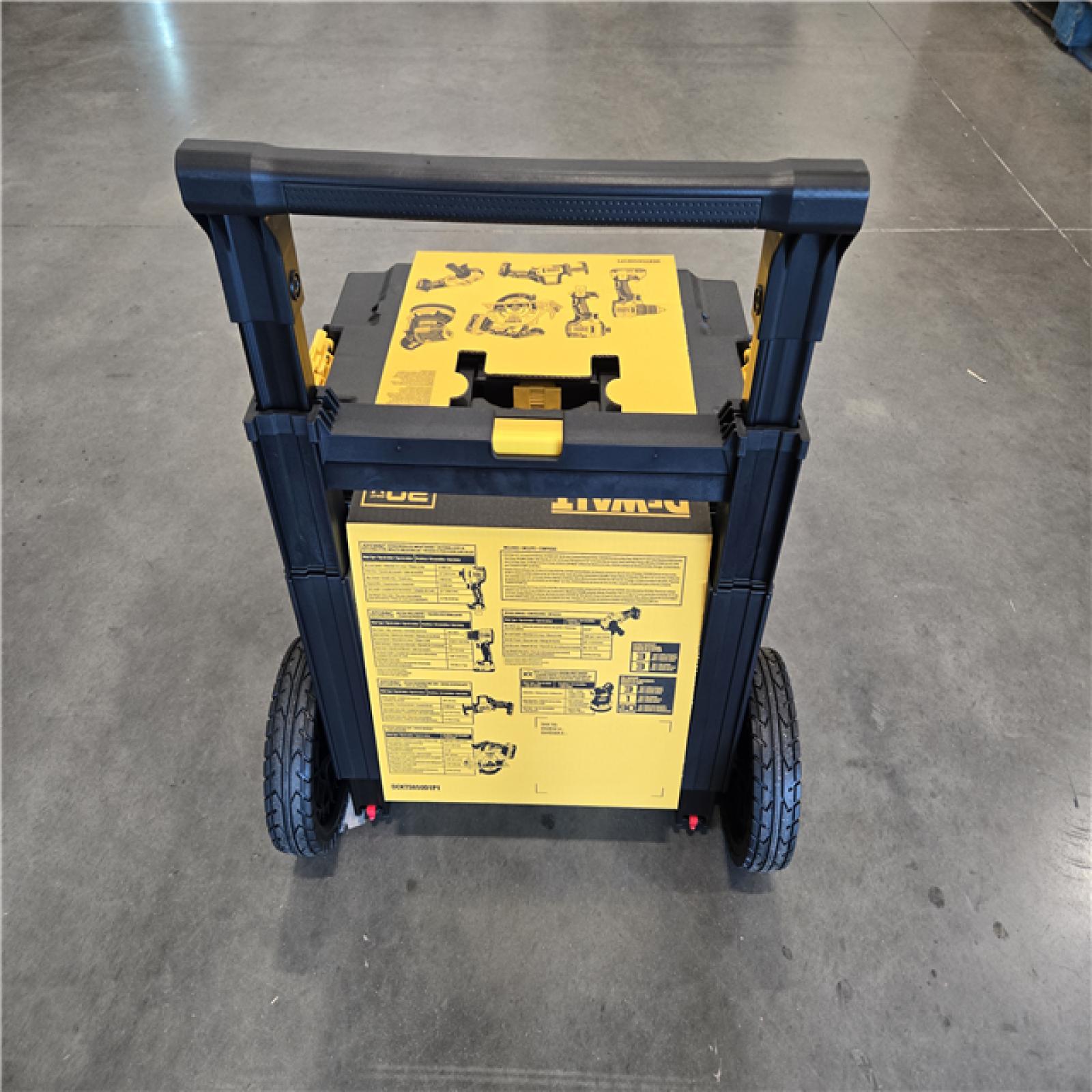 NEW!- DEWALT 20V Cordless 6-Tool Combo Kit