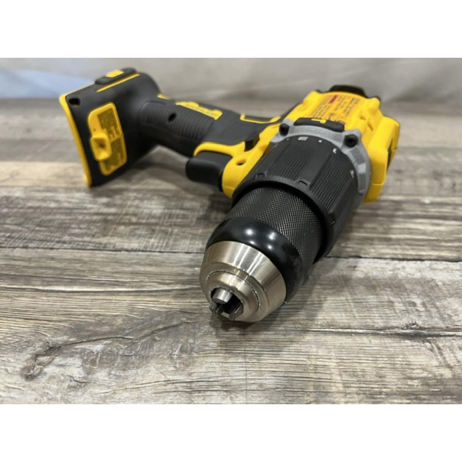 AS-IS DEWALT ATOMIC 20V Lithium-Ion Cordless 1/2 in. Hammer Drill Kit