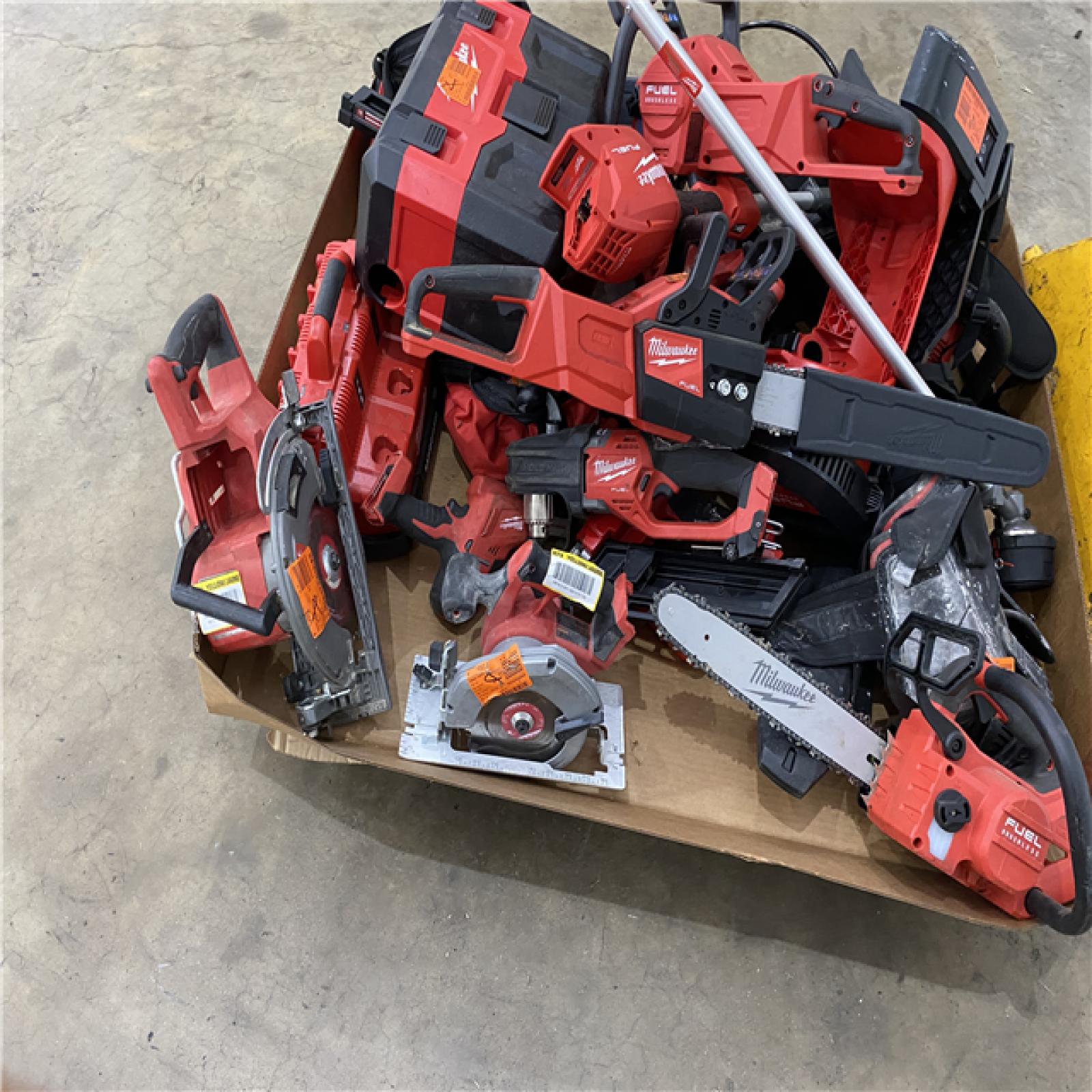 Houston Location AS IS - Tool Pallet