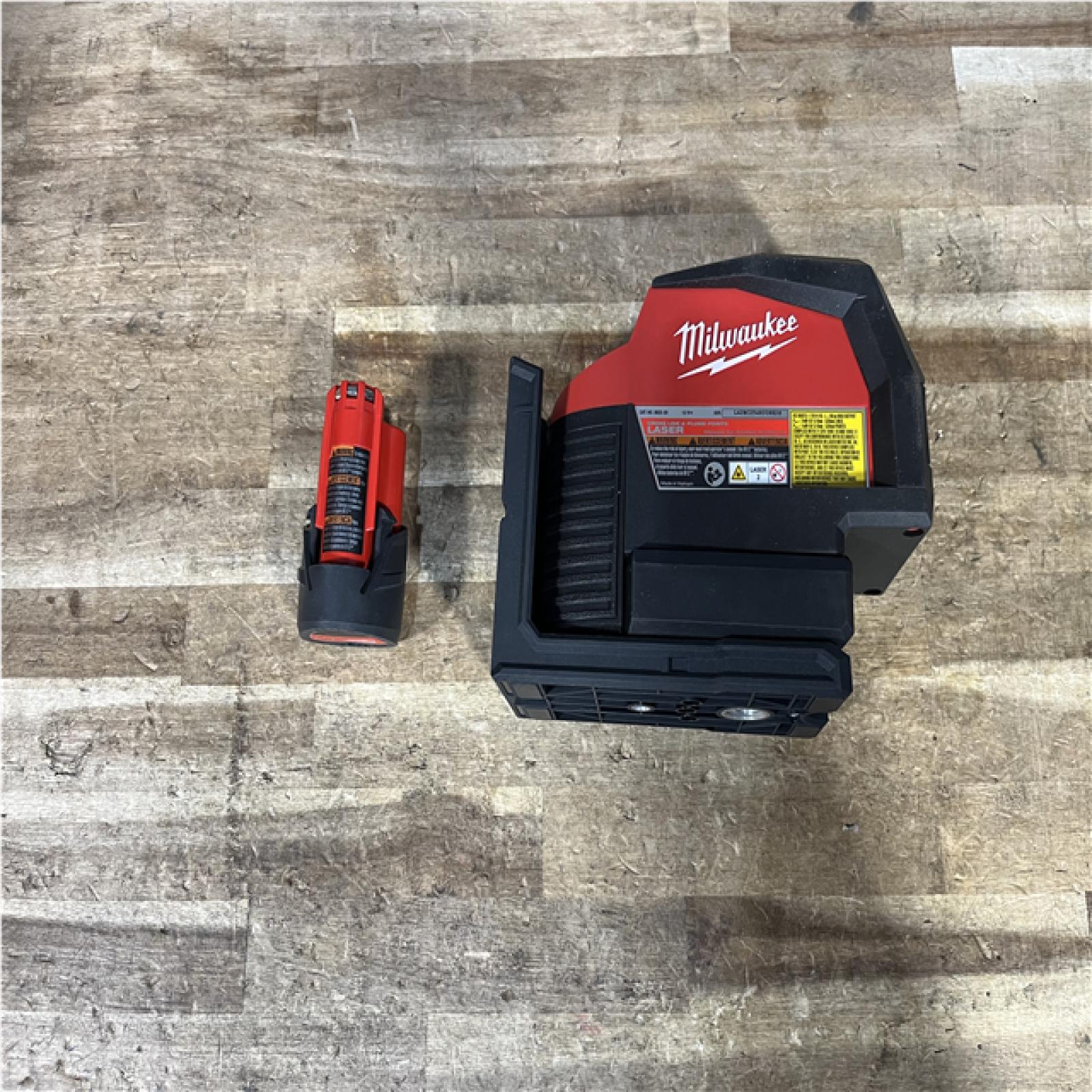 Houston Location AS-IS Milwaukee 12-Volt Lithium-Ion Cordless Green 125 ft. Cross Line and Plumb Points Laser Level (Tool-Only)