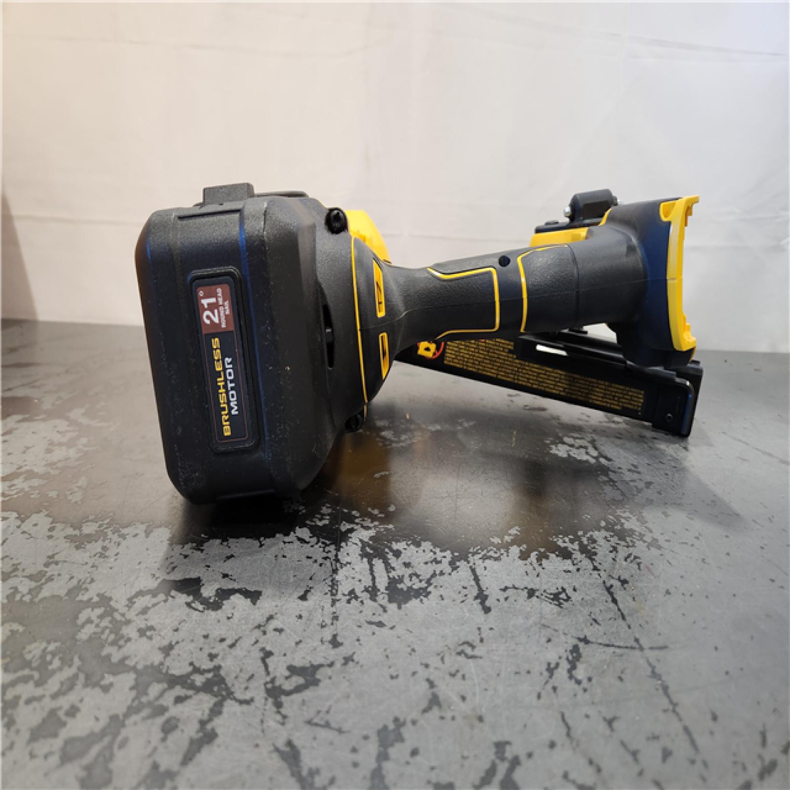 AS-IS- DEWALT 20-Volt 21° Cordless Framing Nailer (Tool-Only)