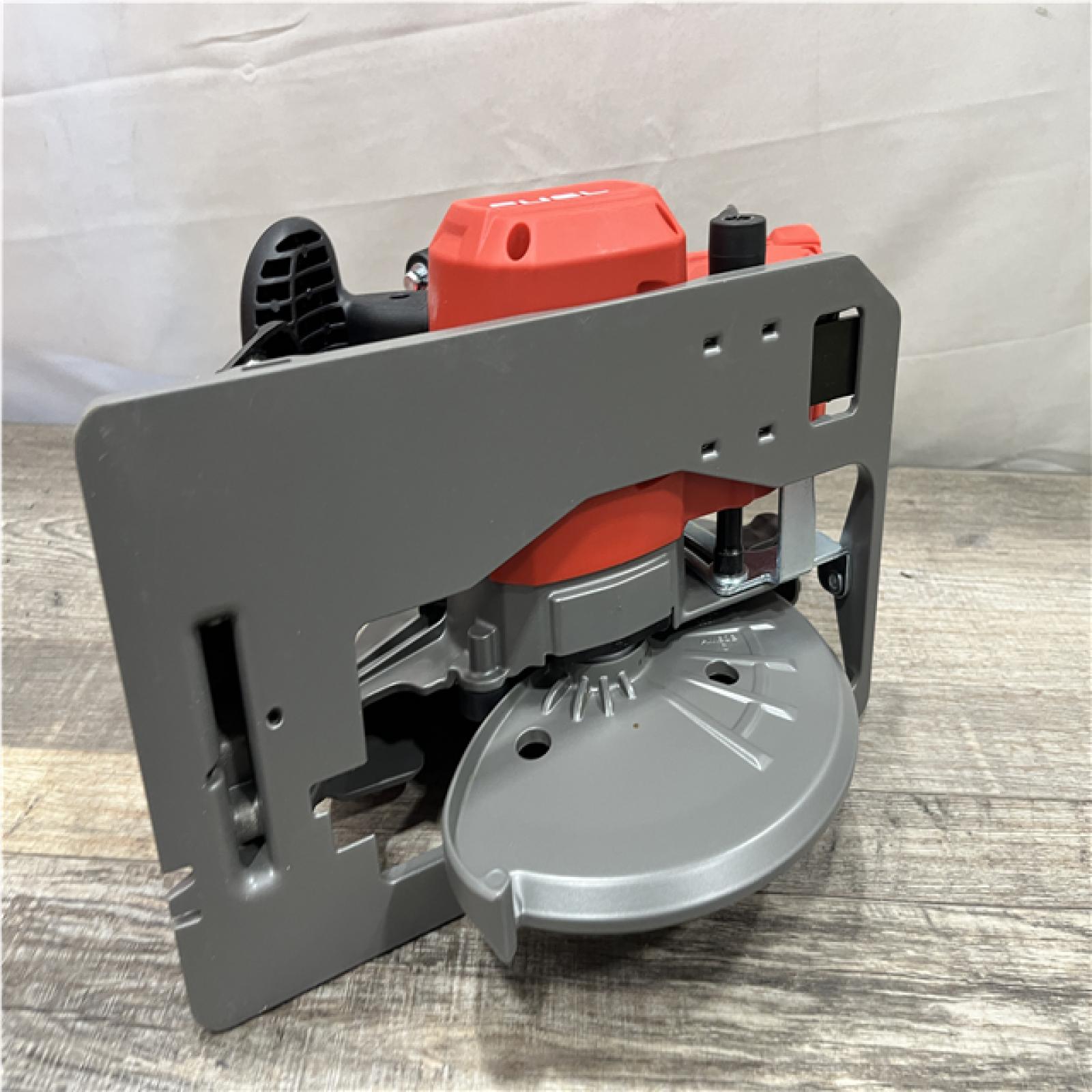AS-IS Milwaukee FUEL 18V Lithium-Ion Brushless Cordless 7-1/4 in. Circular Saw (Tool-Only)