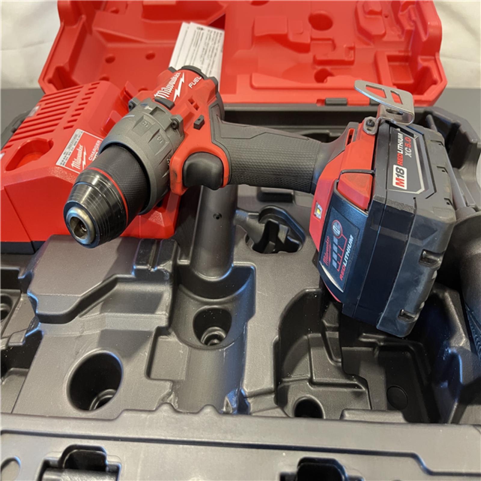 AS-IS - Milwaukee M18 FUEL 18-Volt Lithium-Ion Brushless Cordless 1/2 in. Hammer Drill/Driver Kit