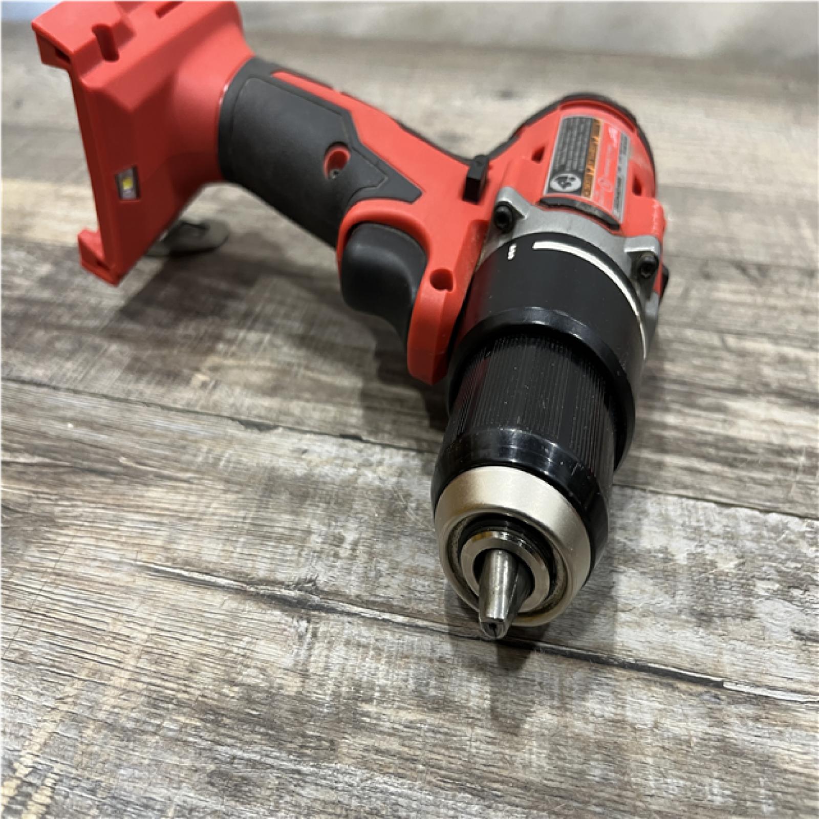 AS-IS Milwaukee 18V Lithium-Ion Brushless Cordless 1/2 in. Compact Drill/Driver with kit