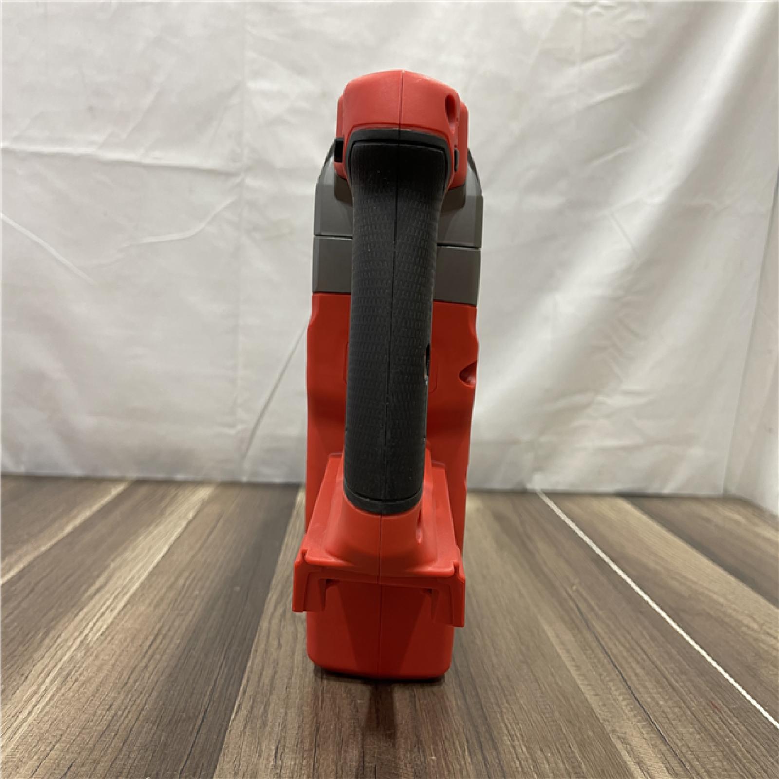 AS-IS Milwaukee FUEL 18V Lithium-Ion Brushless Cordless 1-9/16 in.  (Tool-Only)