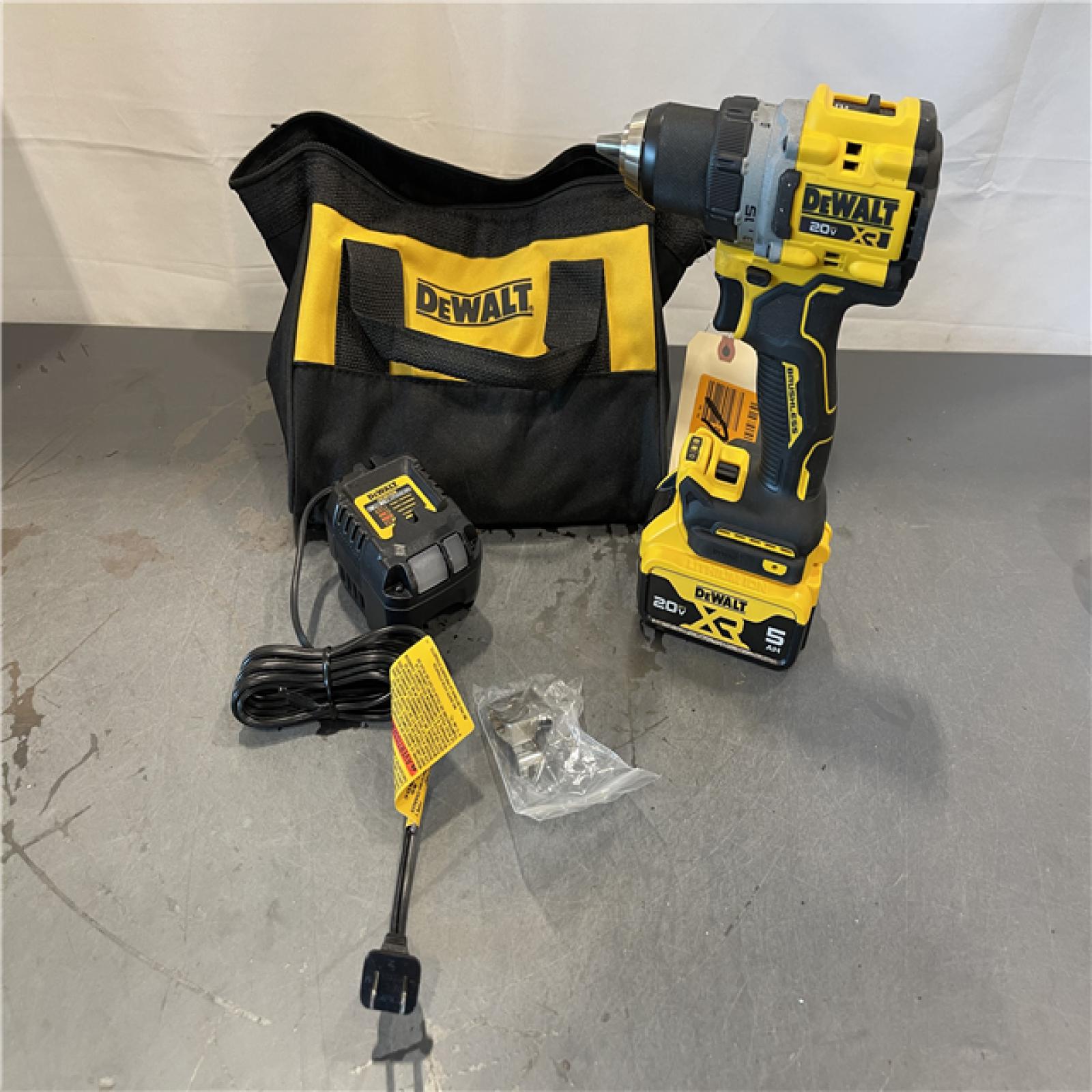 AS-IS - DEWALT 20V MAX XR Brushless Cordless 1/2 Drill/Driver Kit