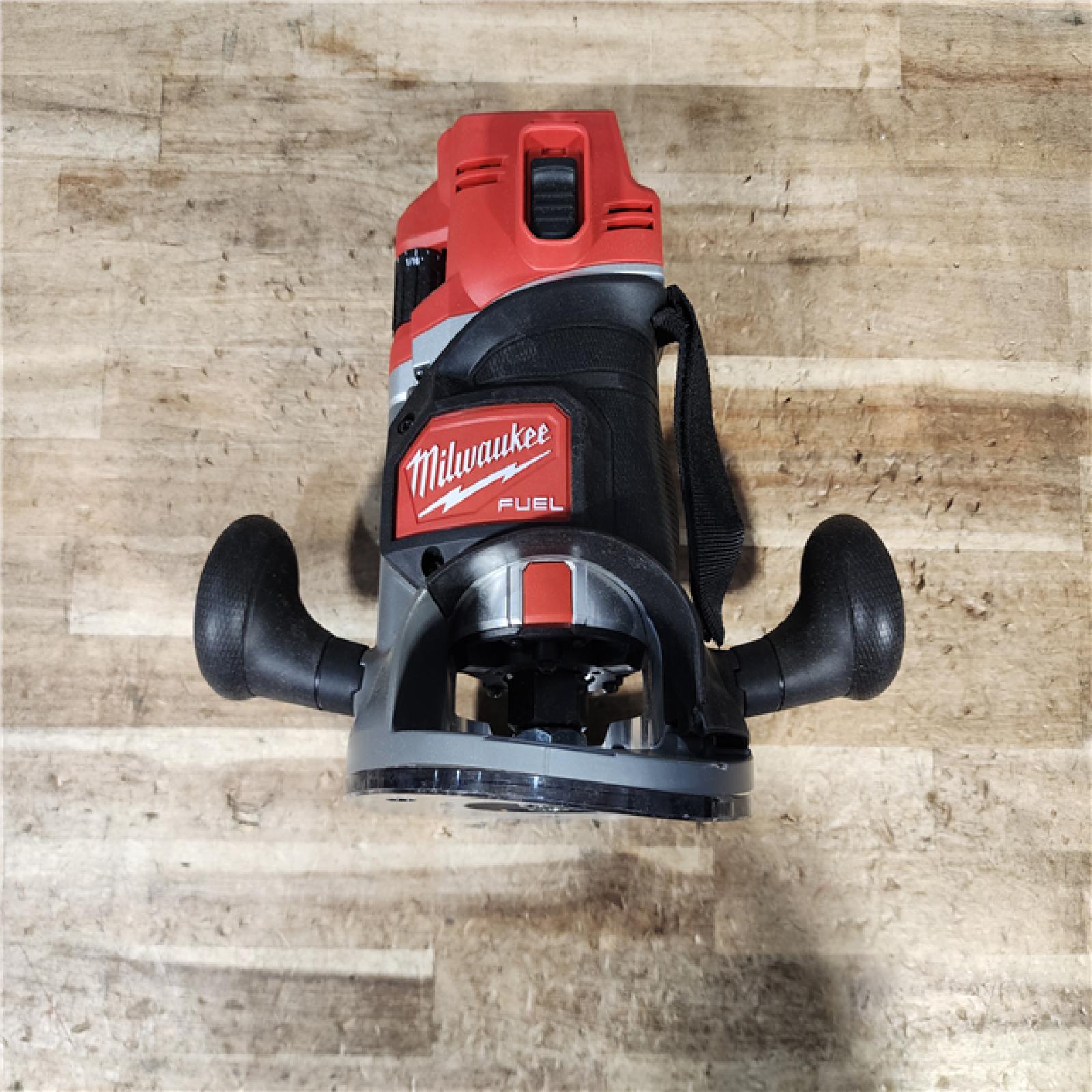 HOUSTON LOCATION - AS - IS Milwaukee FUEL 18V Lithium-Ion Cordless Brushless 1/2 in. Router (Tool-Only)
