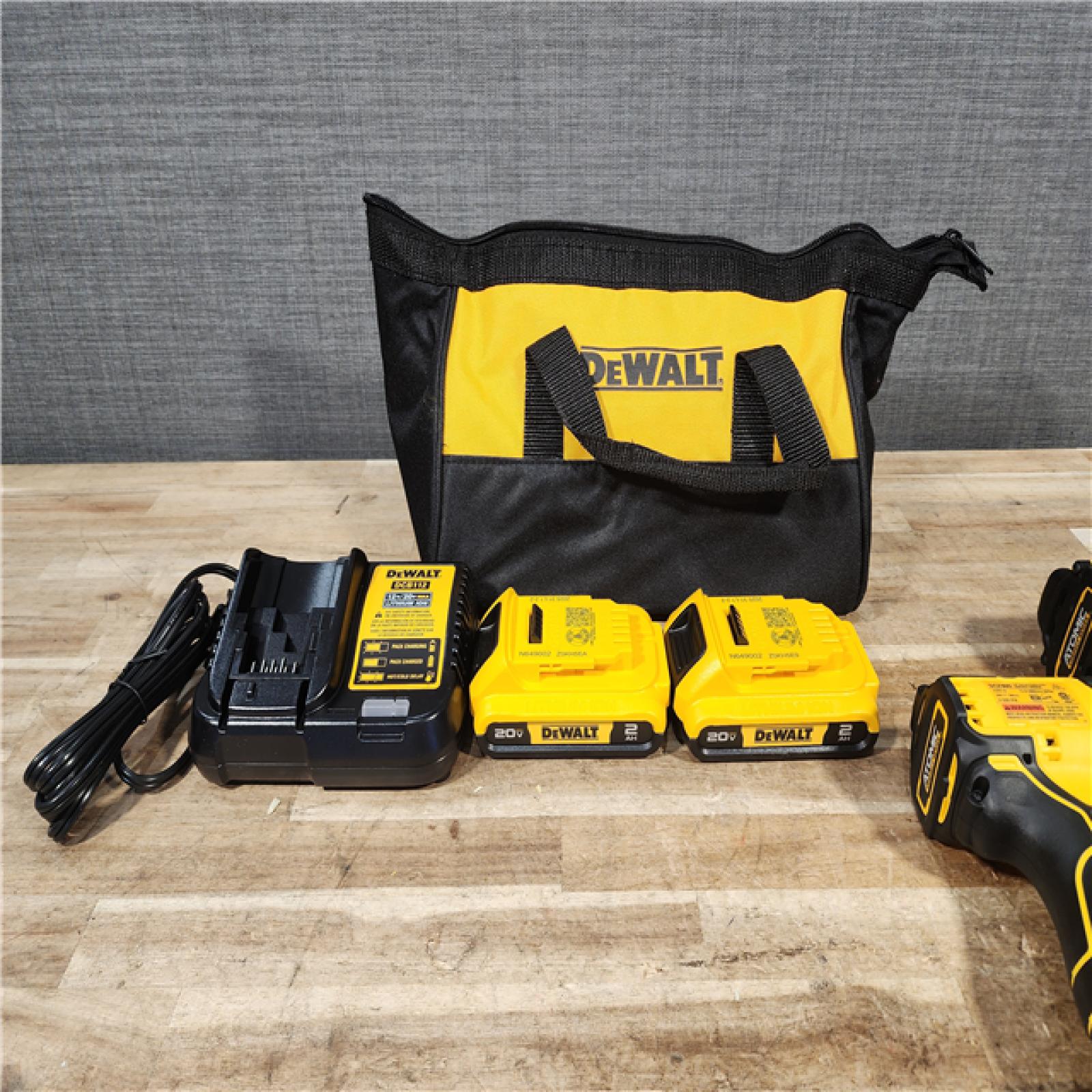 HOUSTON LOCATION - AS - IS DEWALT 2 TOOL COMBO KIT W/ (2) BATTERY & CHARGER
