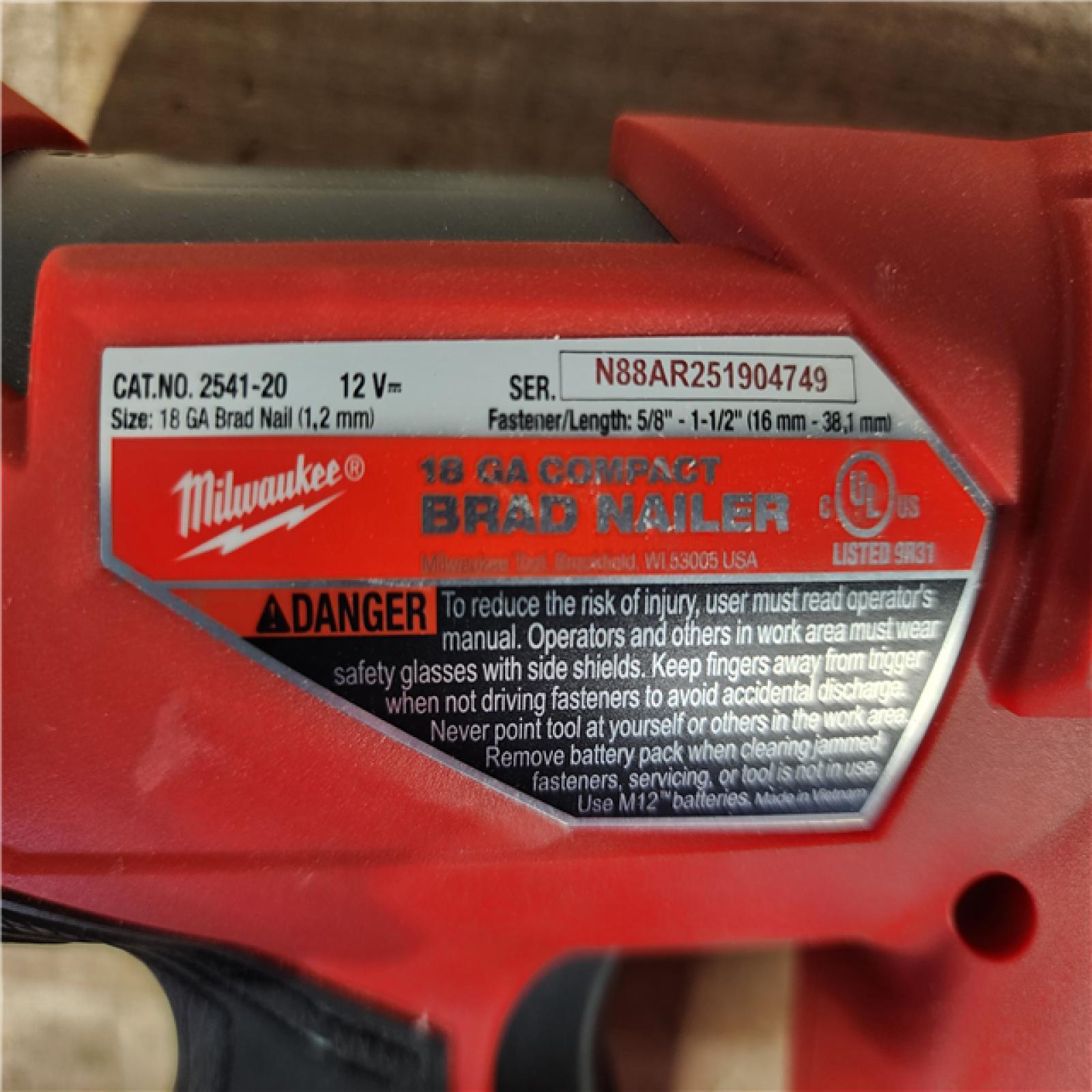HOUSTON LOCATION - AS-IS Milwaukee FUEL 12-Volt Lithium-Ion Brushless Cordless 18-Gauge 1-1/2 in. Compact Brad Nailer (Tool Only)