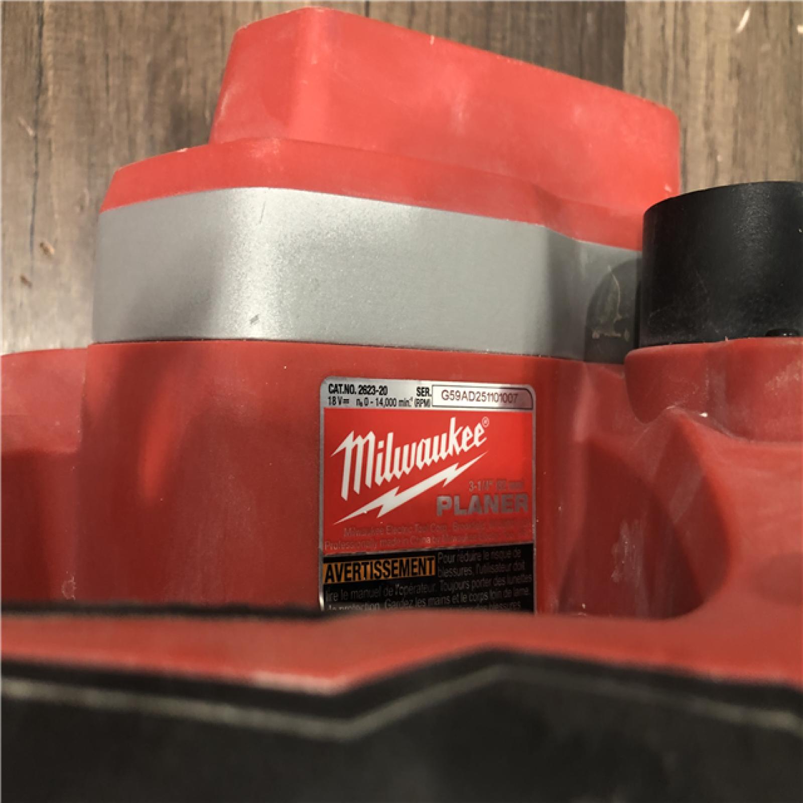 AS-IS Milwaukee 18V Lithium-Ion Cordless 3-1/4 in. Planer (Tool-Only)