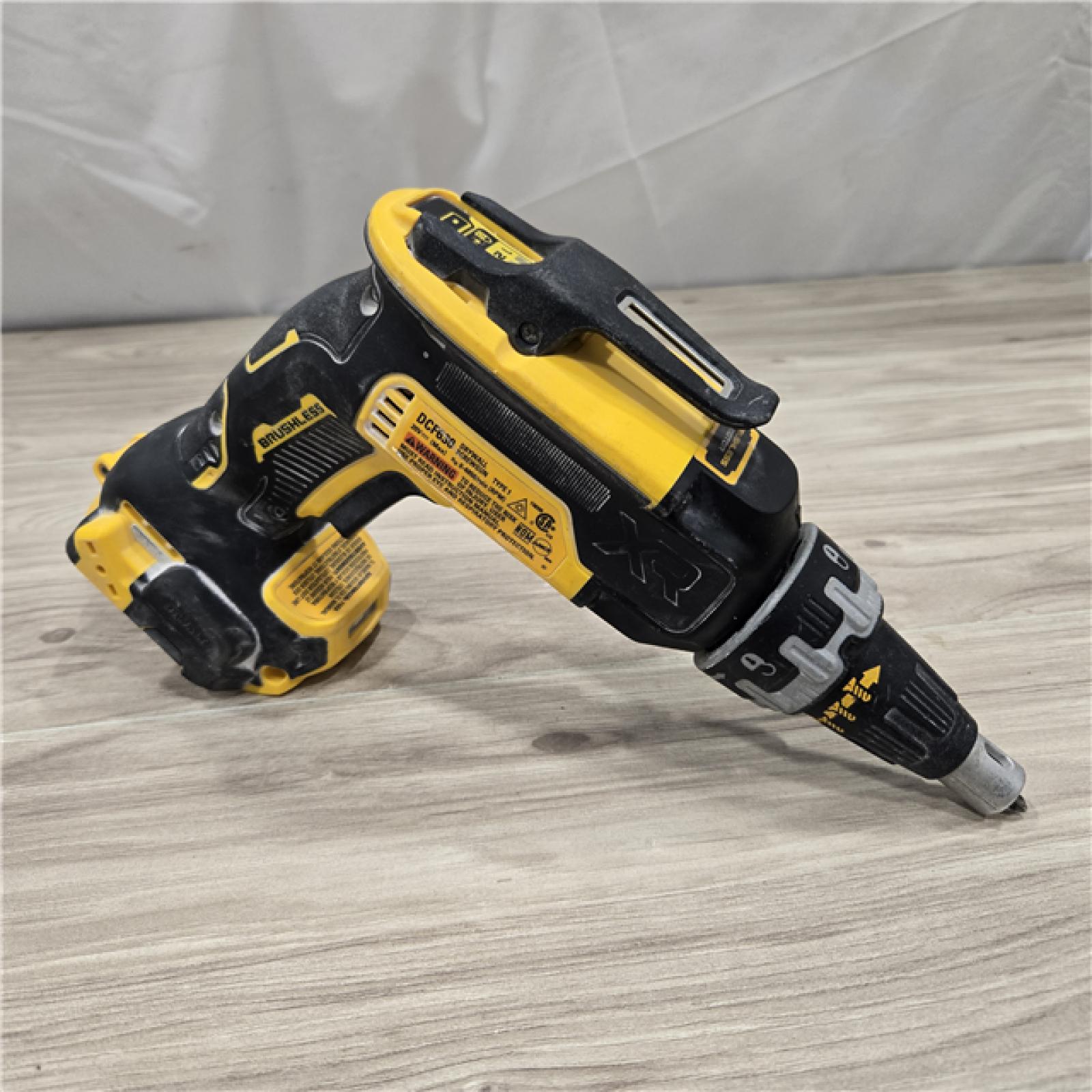 AS-IS DEWALT 20V MAX XR Lithium-Ion Brushless Cordless 2-Tool Combo Kit