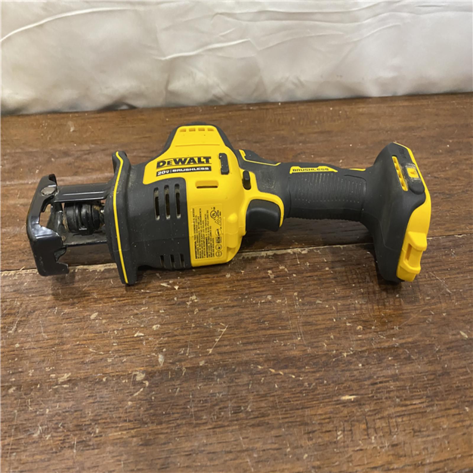 AS-IS Dewalt DCS369B ATOMIC 20V MAX Cordless One-Handed Reciprocating Saw (Tool Only)