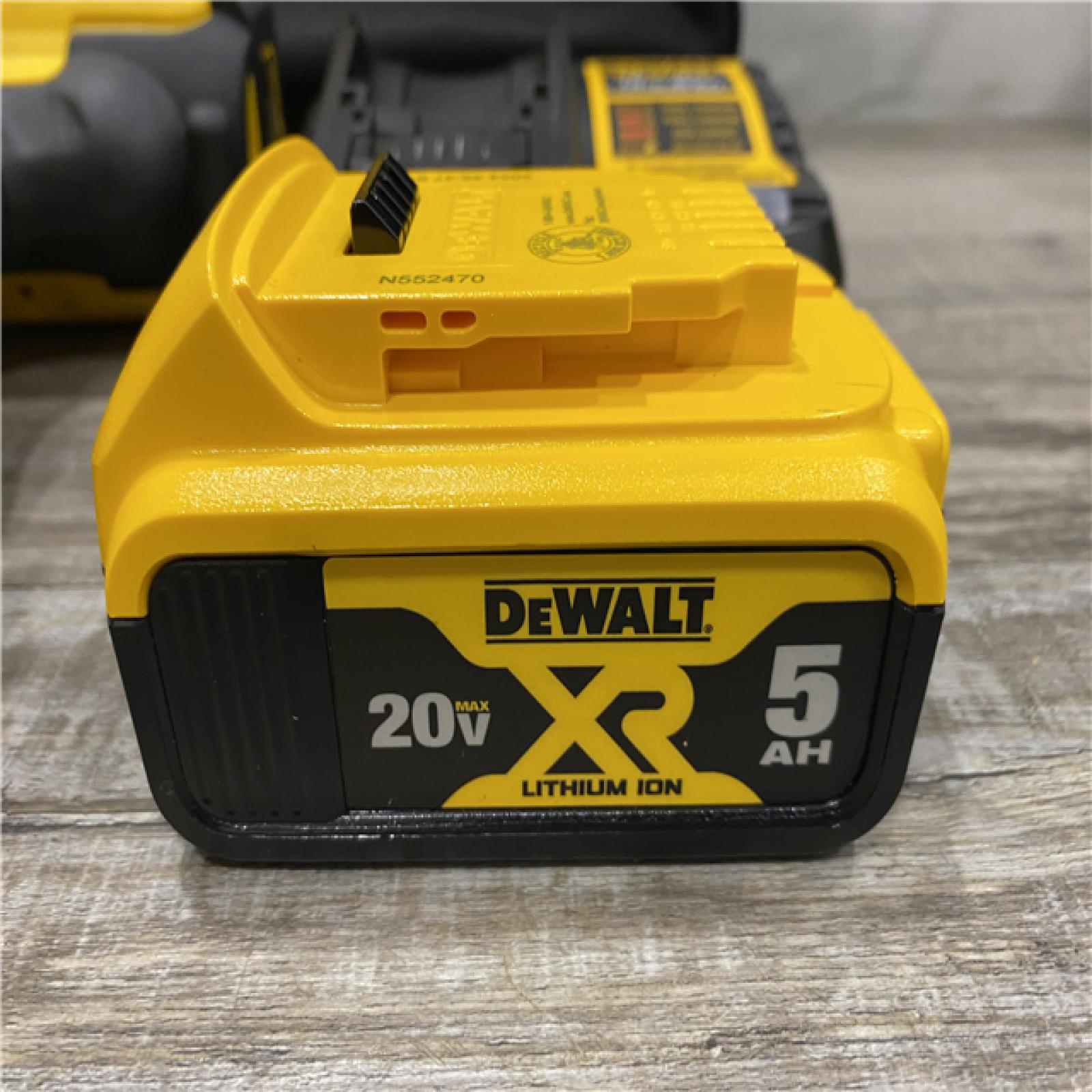 AS-IS DEWALT 20V MAX Lithium-Ion Cordless 1/2 in. Impact Wrench Kit